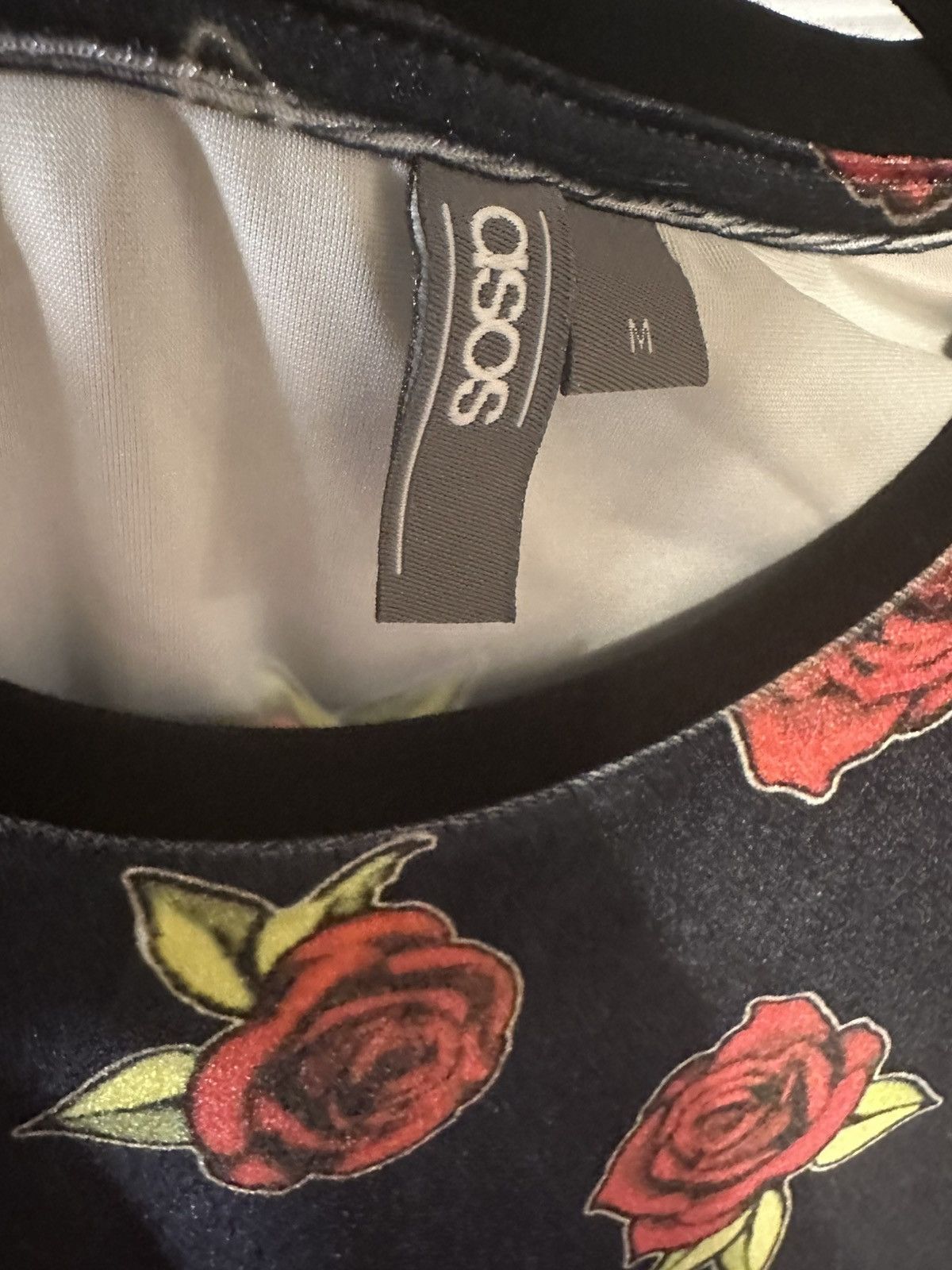 Asos ASOS: Floral Rose Velvet Shirt Size US M / EU 48-50 / 2 - 4 Thumbnail