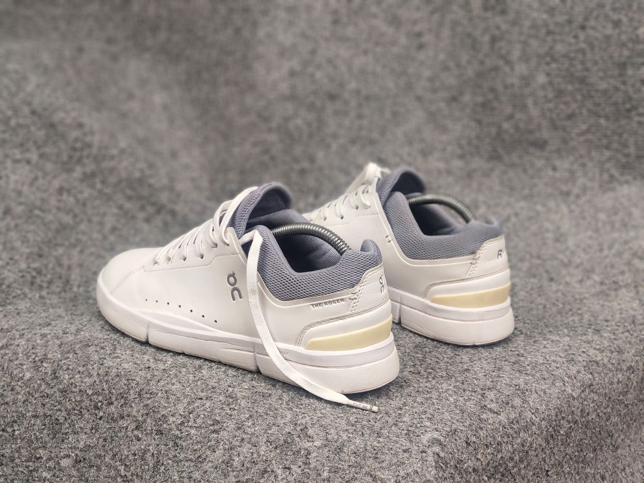 On On The Roger on cloud swiss Advantage Lilac Sneakers Shoes Size US 9.5 / IT 39.5 - 9 Thumbnail