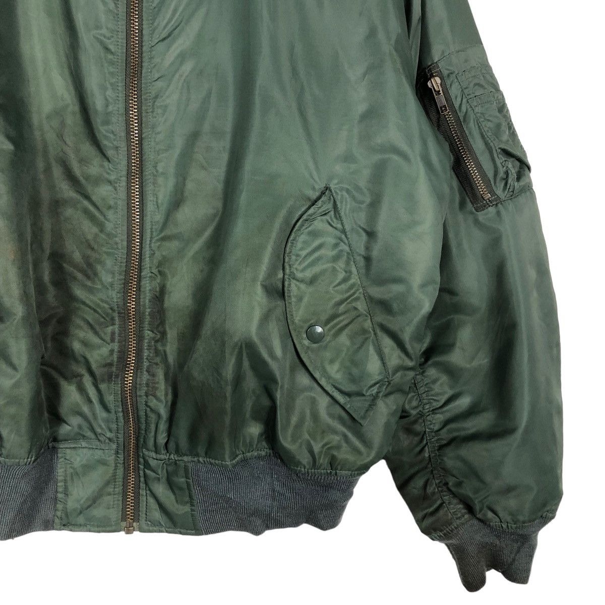 Japanese Brand 🔥90’s Riot Riot Vintage Bomber Jacket Uniqlo Japan Made Size US L / EU 52-54 / 3 - 4 Thumbnail