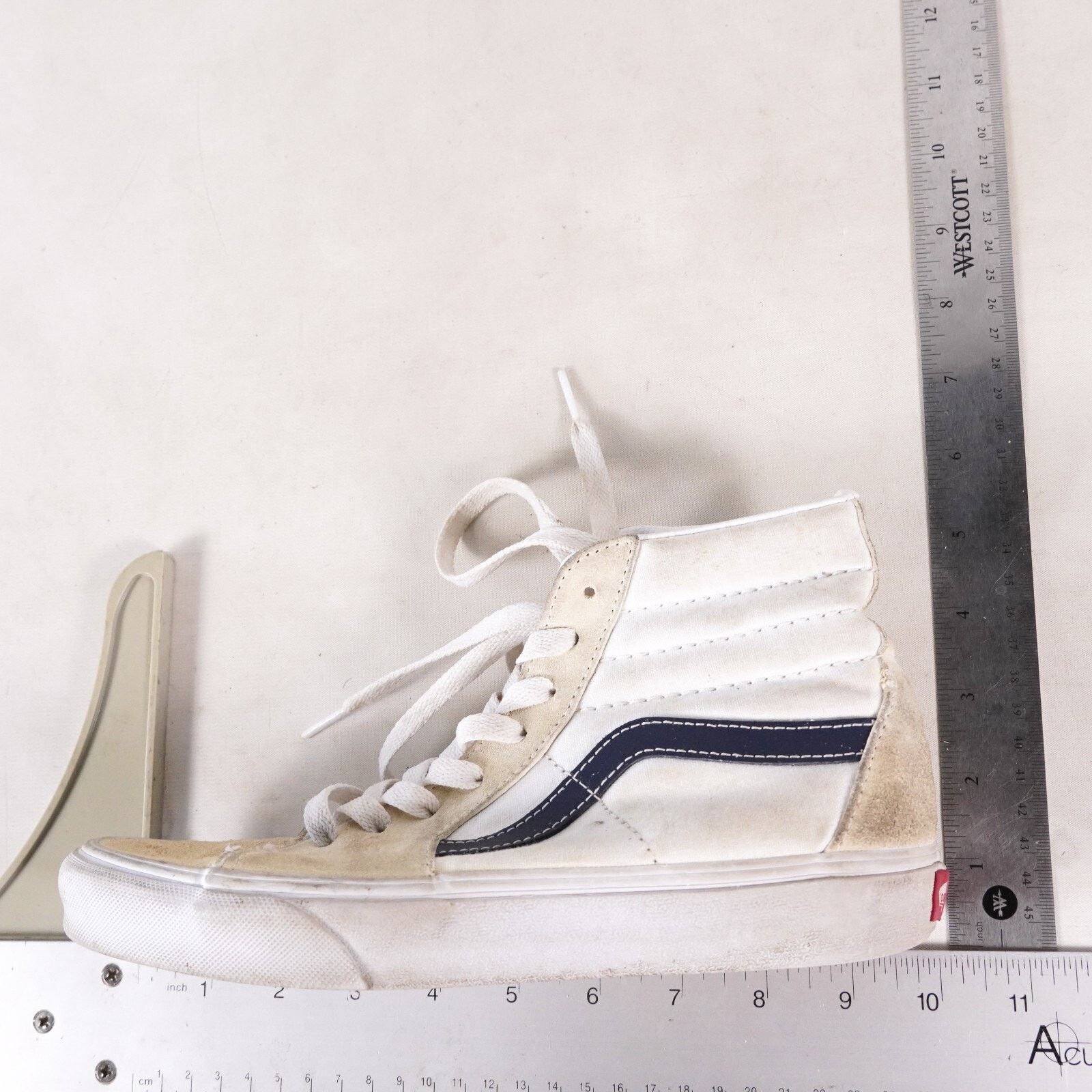 Vans Vans Classic Sk8-Hi Skate Shoe Casual High Top Sneaker Men 6 Size US 6 / IT 36 - 10 Thumbnail