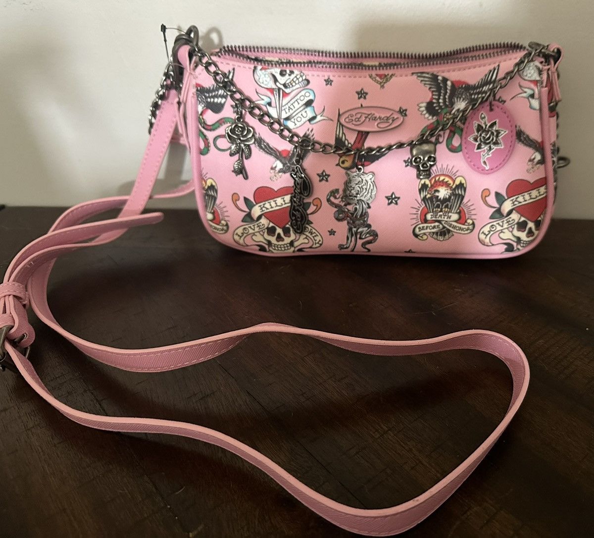 Ed Hardy Pink Ed Hardy shoulder bag featuring a tattoo-style print. Size ONE SIZE - 1 Thumbnail