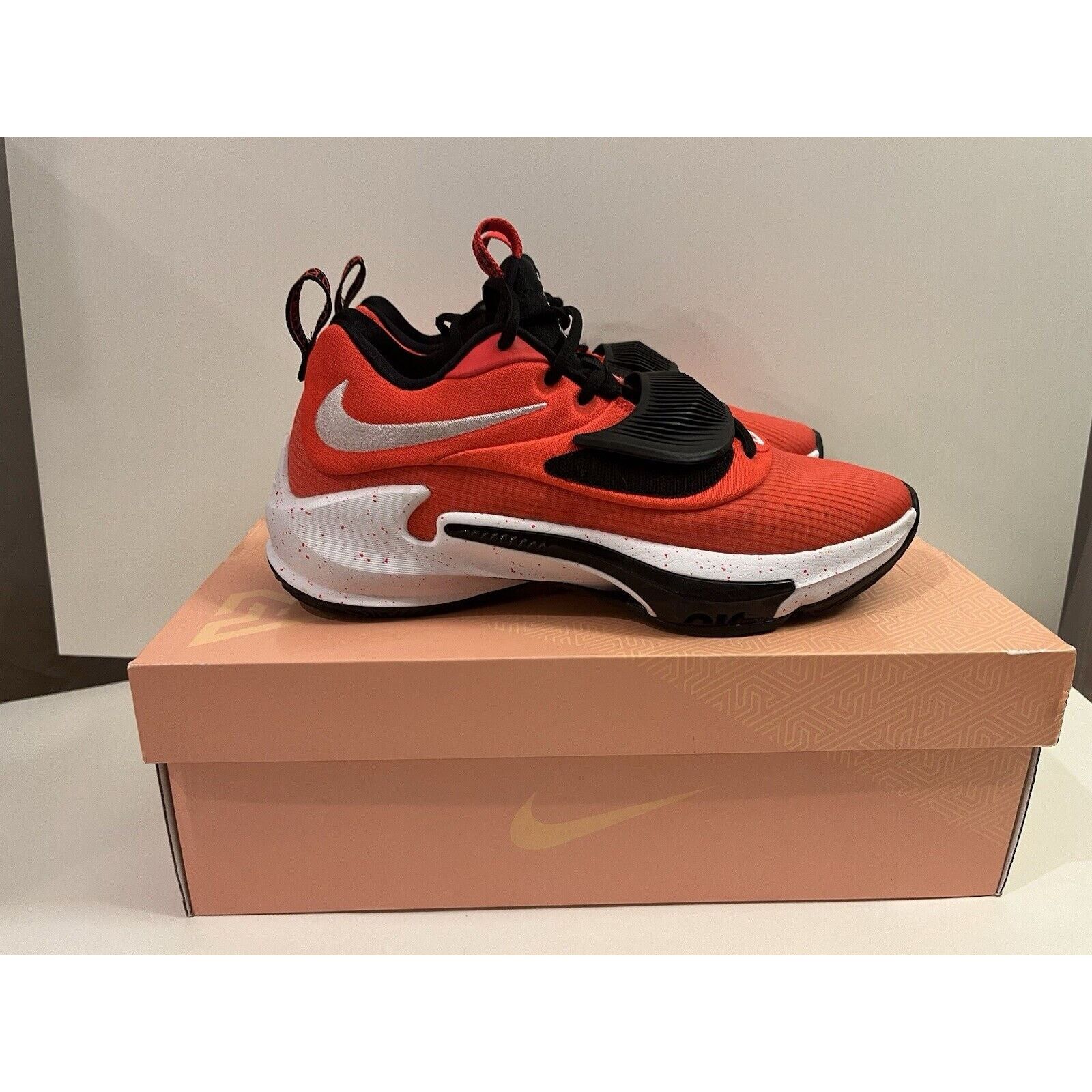 Nike Men's Size 8 - Nike Zoom Freak 3 TB Bright Crimson Size US 8 / EU 41 - 2 Thumbnail