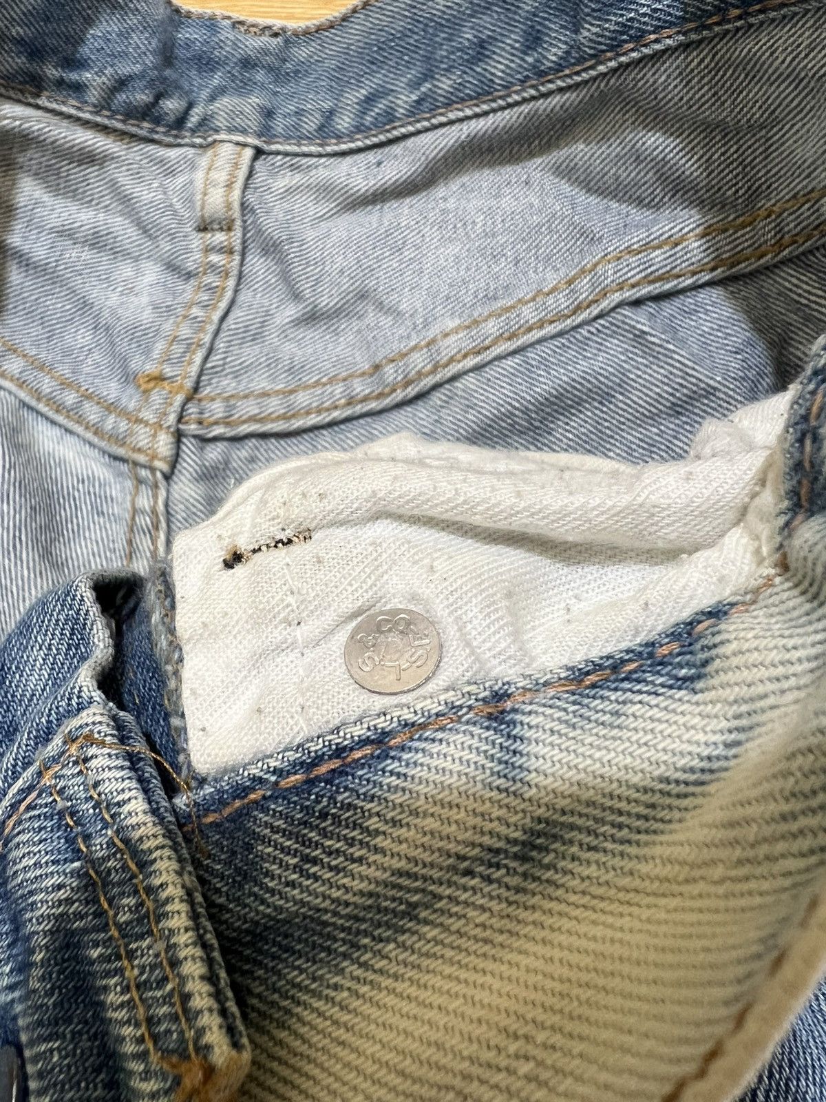 Levi's Vintage Clothing Vintage Levis 70s 80s bleach wash Stamp button 6 Size US 30 / EU 46 - 19 Thumbnail