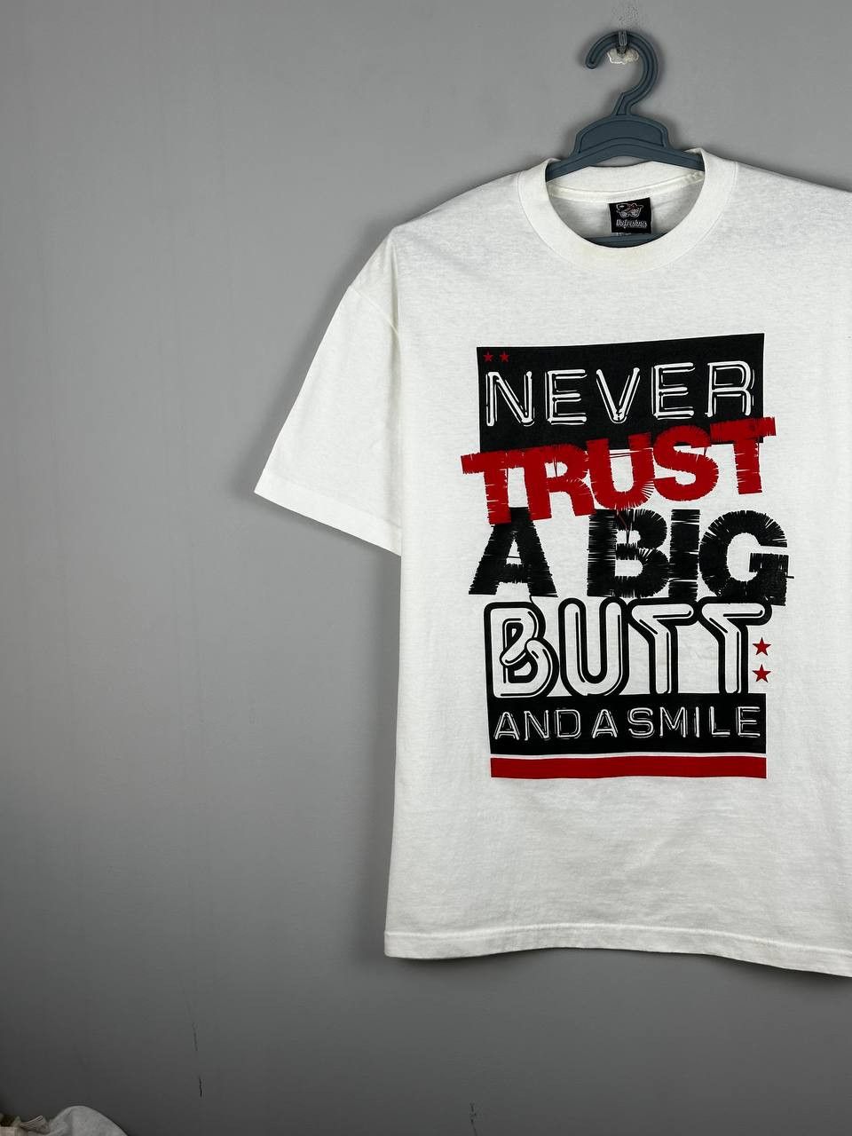 The Freshnes The Freshnes Dont Trust Big Butt Streetwaer T Shirt Size US L / EU 52-54 / 3 - 2 Thumbnail