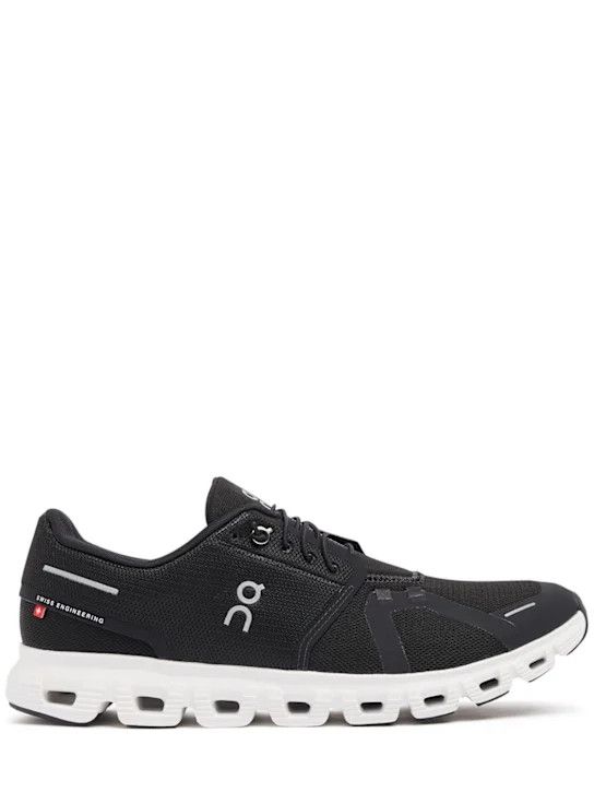 o1lsvrm0425 Cloud 6 Sneakers in Black/White