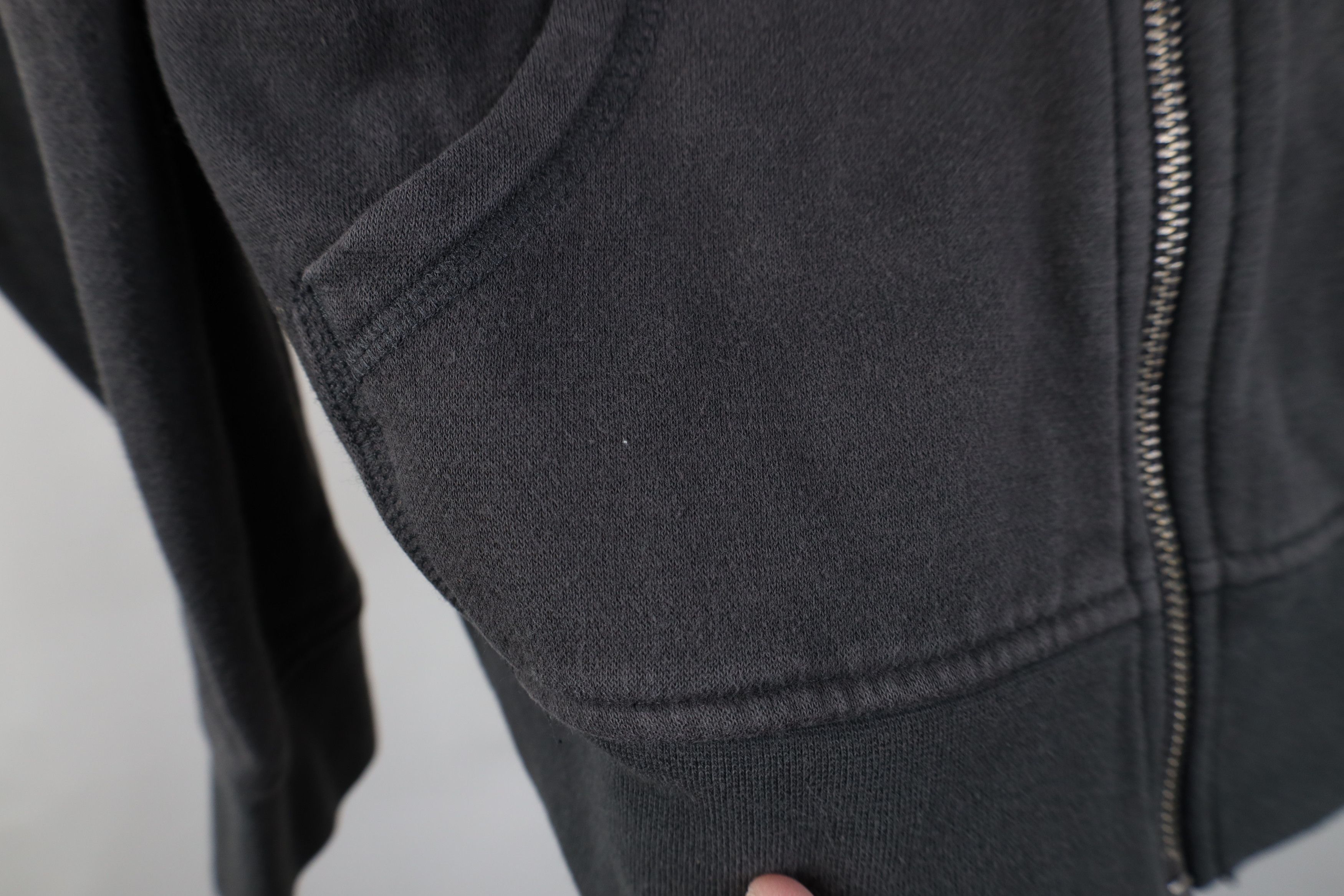 Champion Vintage Y2K Champion Spell Out Full Zip Hoodie Gray Size M / US 6-8 / IT 42-44 - 8 Thumbnail