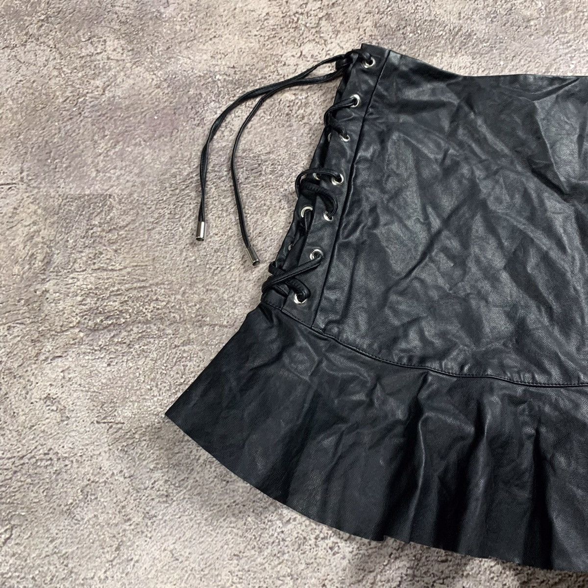Vintage Y2K Black Ruched Mini Skirt Avant Garde Punk Wide Leg 27 Size 27" / US 4 / IT 40 - 3 Thumbnail