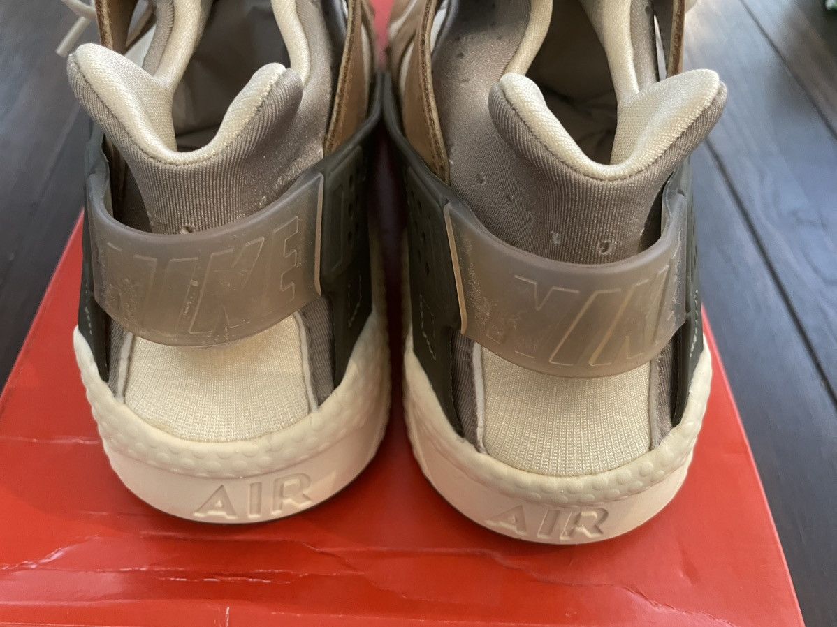Nike × Stussy 🔥 Nike x Stüssy Air Huarache LE “Desert Oak / Reed” Size US 10 / EU 43 - 11 Thumbnail