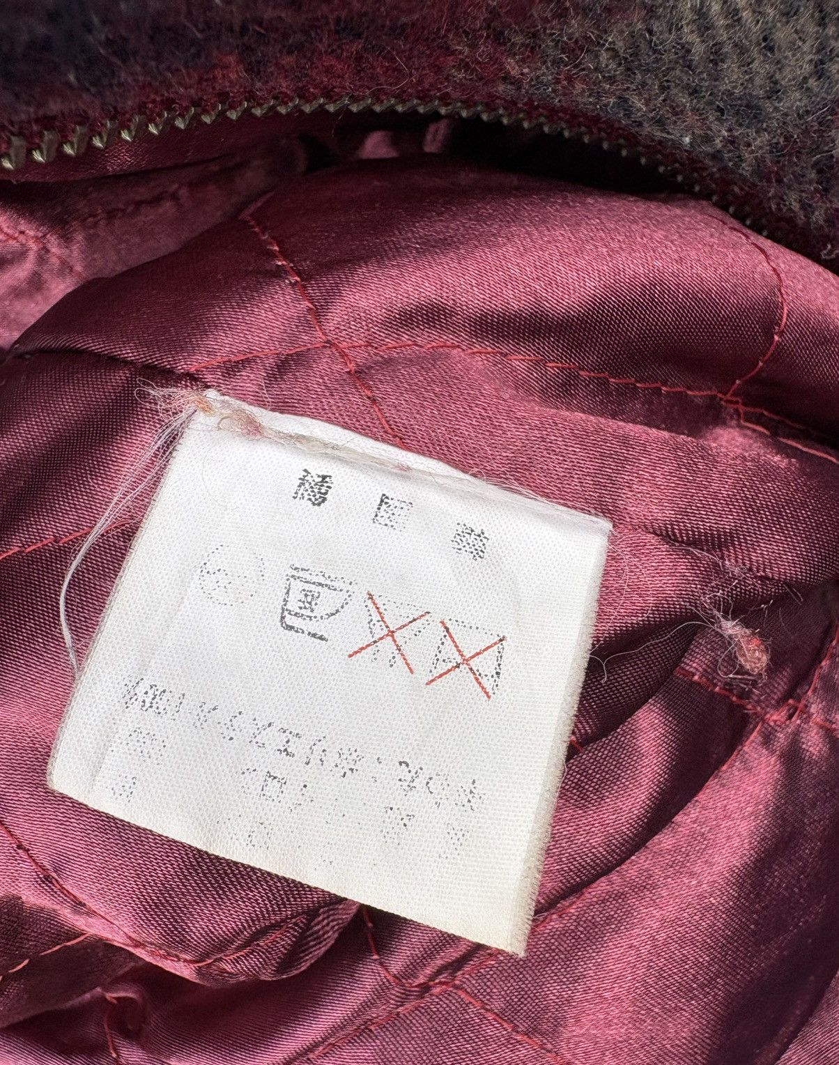 Vintage Vintage Classic Burgundy Wool Plaid Tartan Works Jacket Size US L / EU 52-54 / 3 - 8 Thumbnail