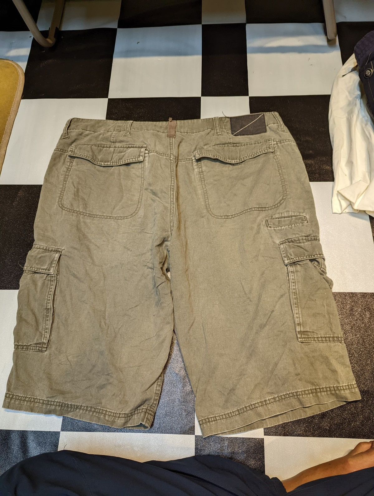 Sean John Sean John Short Pants Cargo Size US 44 / EU 60 - 2 Thumbnail