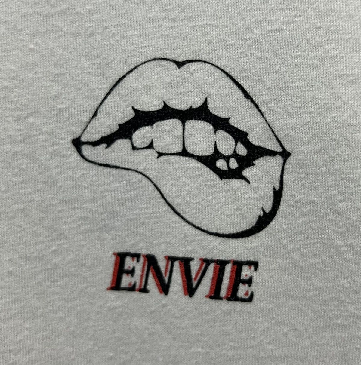 Gildan × Vintage VINTAGE ENVIE TO FEEL LIKE,TO WANT TO NEED SHIRT Size US M / EU 48-50 / 2 - 3 Thumbnail