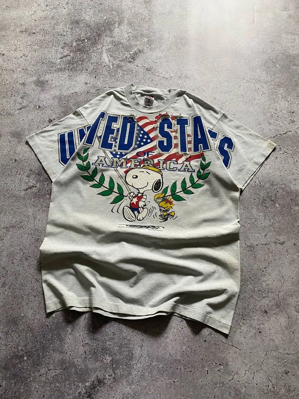 Cartoon Network VINTAGE 90s PEANUTS SNOOPY USA DISTRESSED CARTOON T SHIRT Size US XL / EU 56 / 4 - 7 Thumbnail