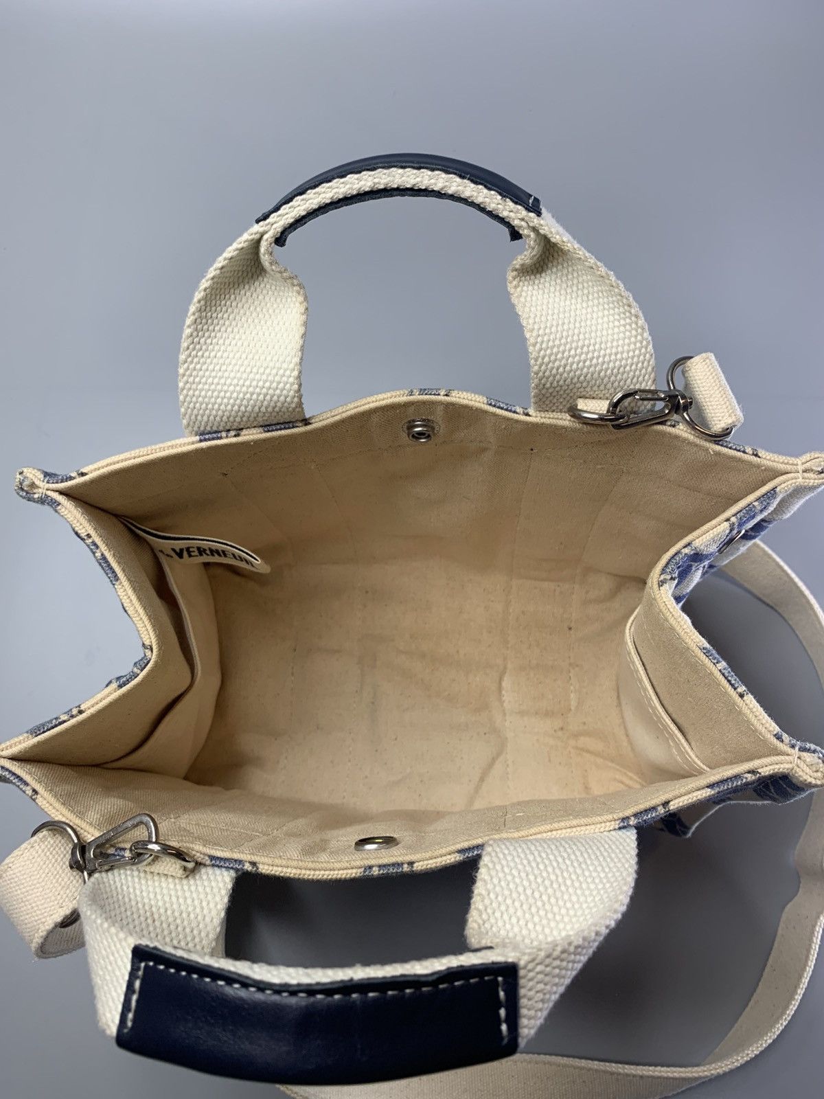 Rue De Verneiul Cannagi Tote Bag