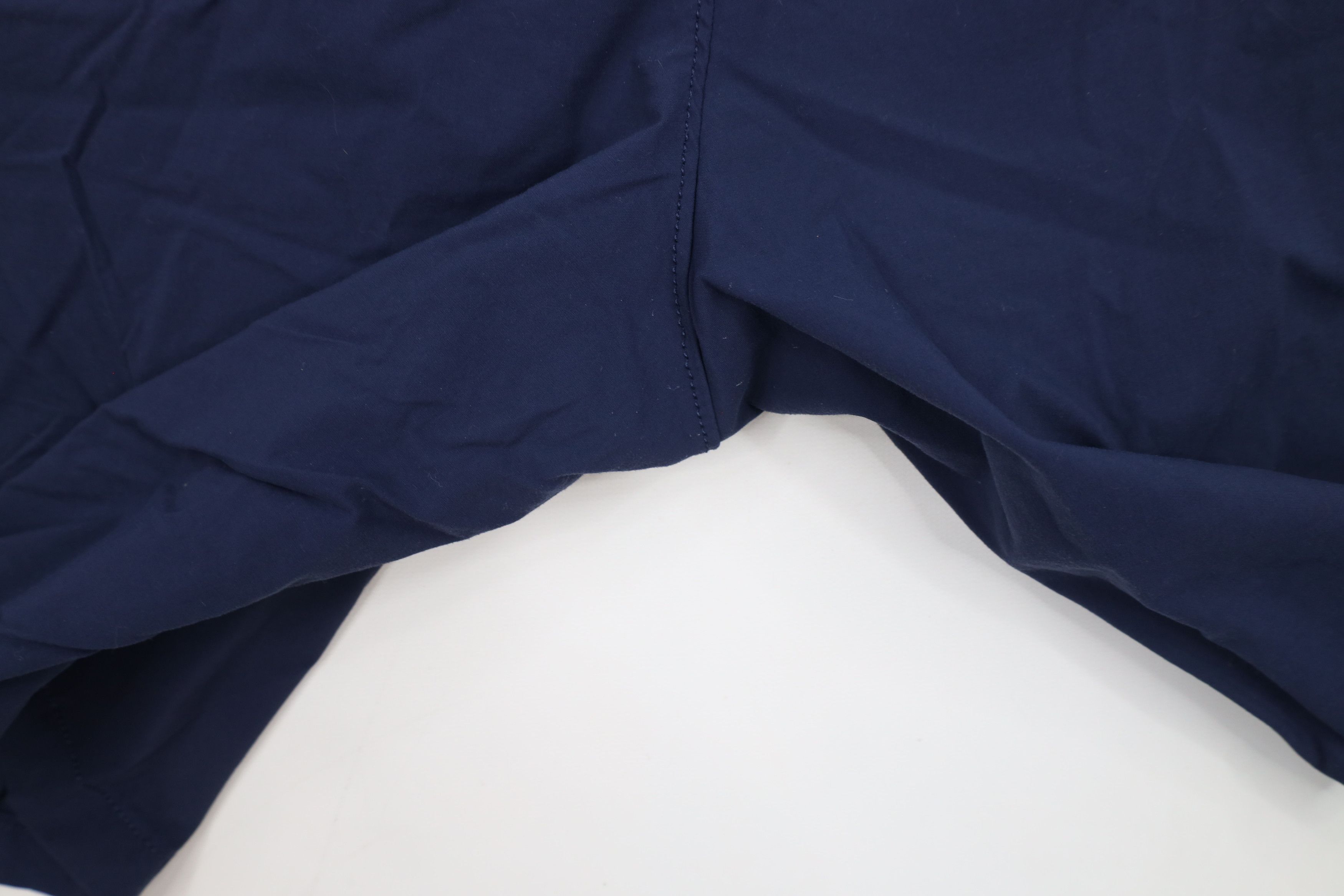 J.Crew × Vintage J Crew Stretch Tech Above Knee Chino Shorts Navy Blue Size US 35 - 13 Thumbnail