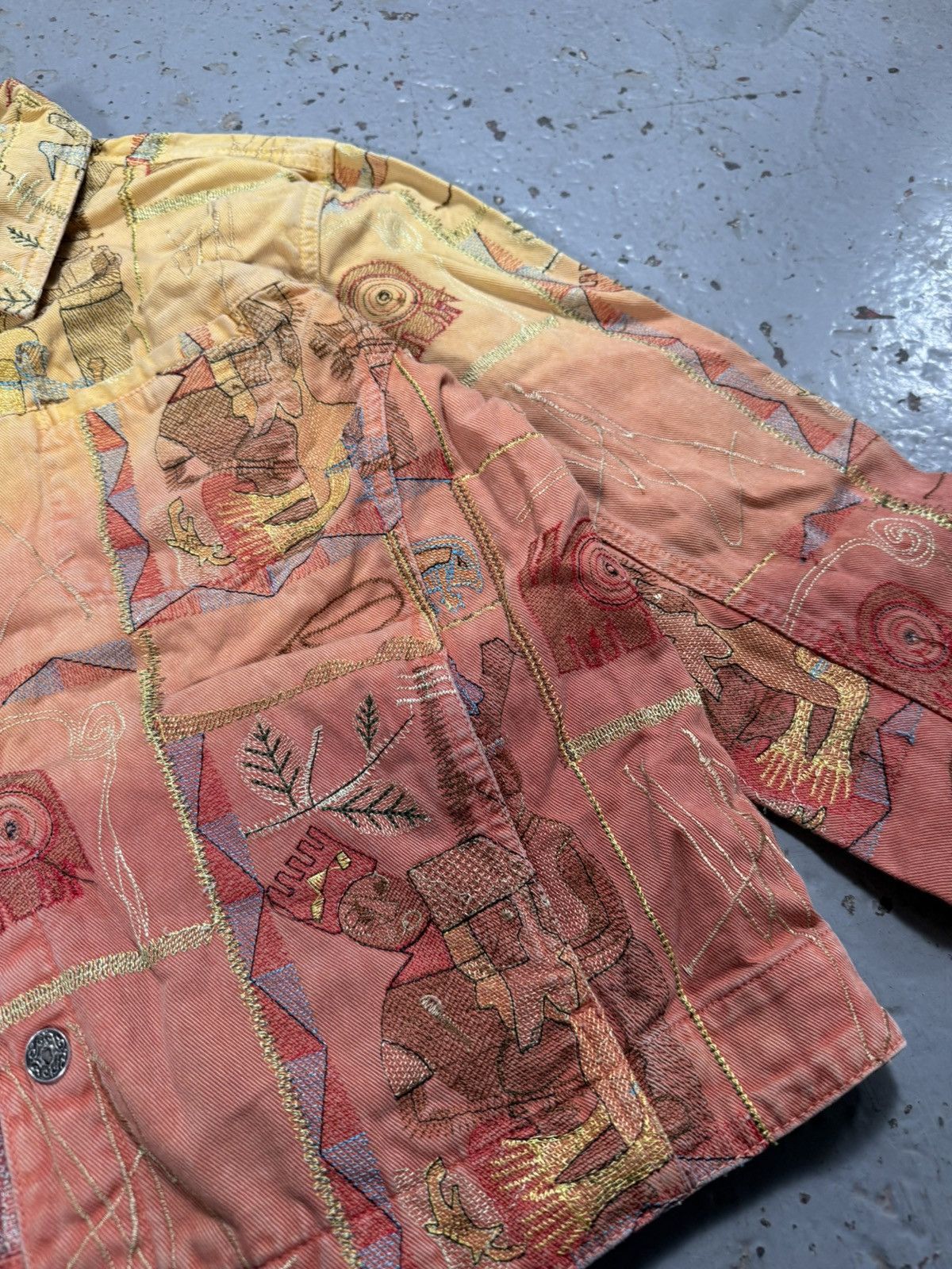 Other Insane Vintage Denim Jacket Pattern Rainbow Cropped Size US S / EU 44-46 / 1 - 6 Thumbnail