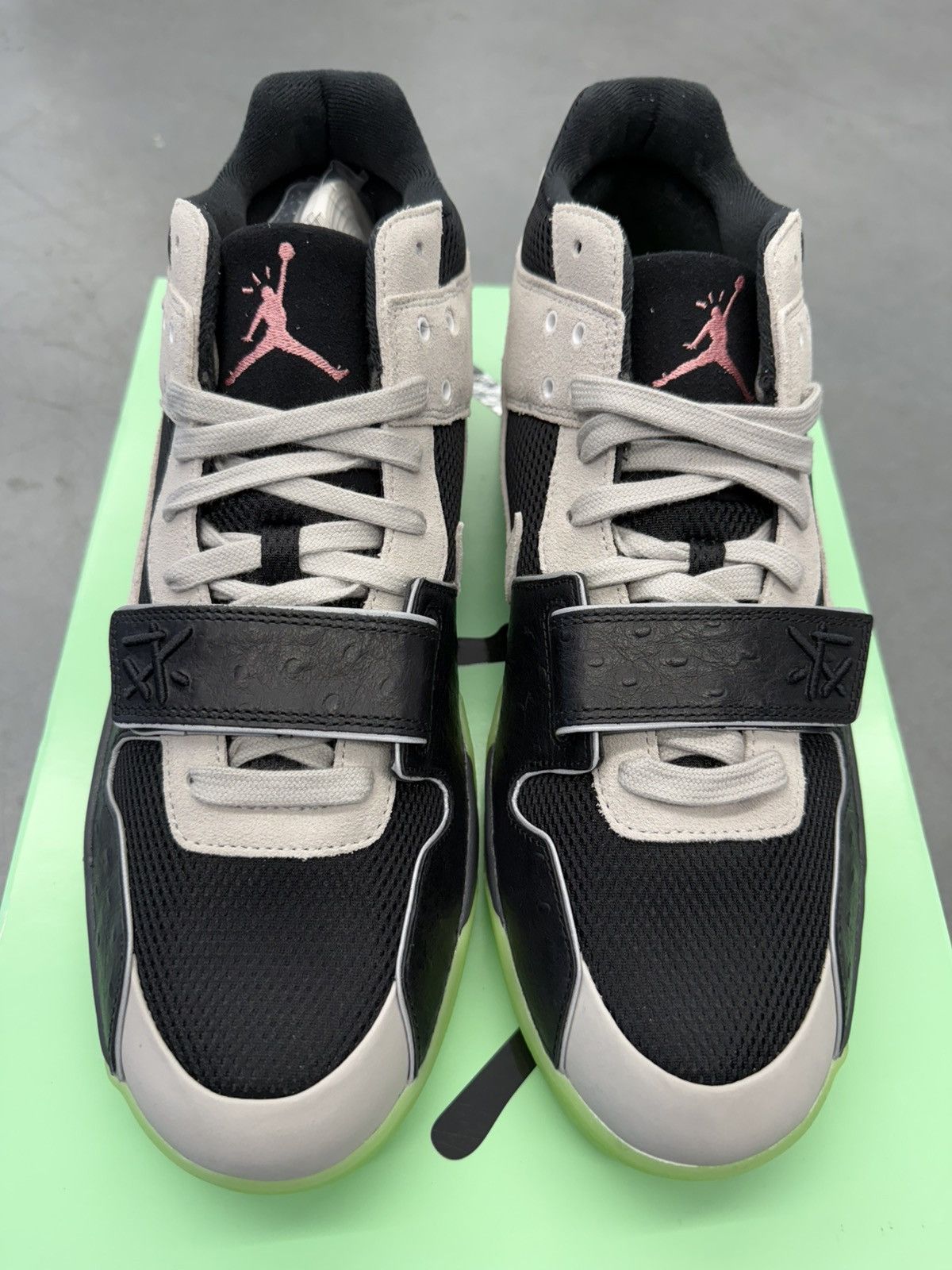 Nike × Travis Scott 2025 Jordan Jumpman Jack TR Travis Scott Chase B Black Night Size US 14 / EU 47 - 10 Thumbnail