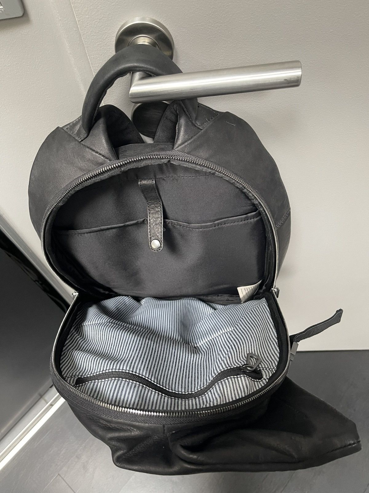 Cote&Ciel Black leather backpack Côte&Ciel Size ONE SIZE - 4 Thumbnail