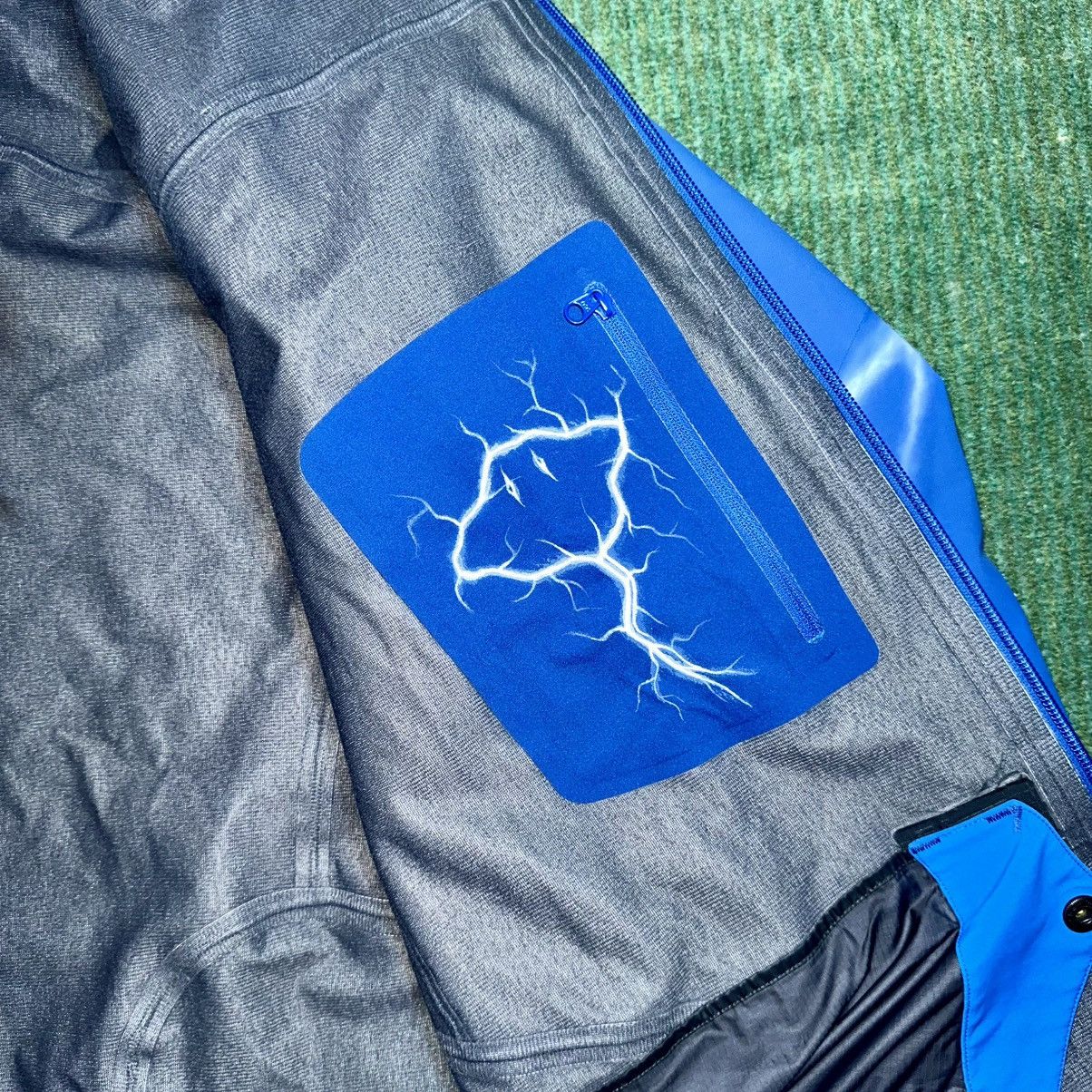 Arc'teryx 🥶Arc’teryx x BreakingDad420 Stingray goretex custom jacket Size US M / EU 48-50 / 2 - 12 Thumbnail