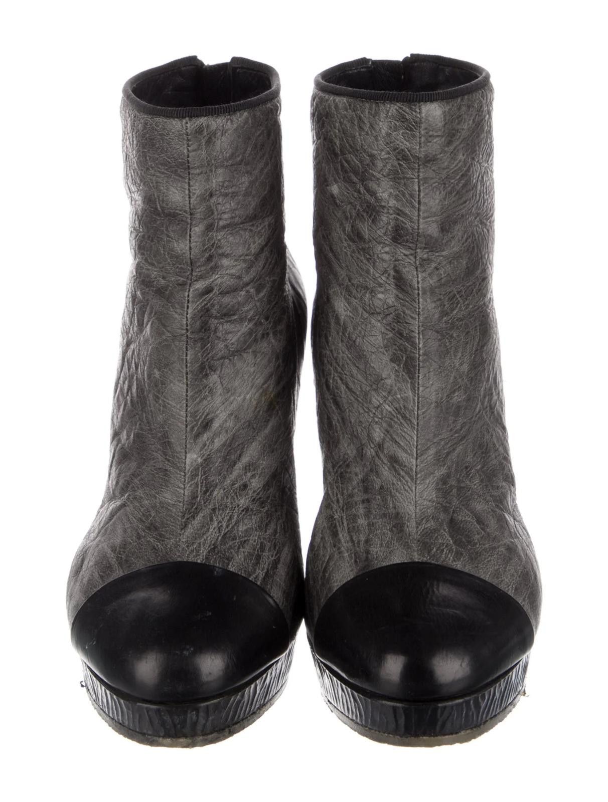 Chanel Chanel Grey Leather booties Sz US6 EU37 Ret.$1399 Size US 6 / IT 36 - 2 Thumbnail