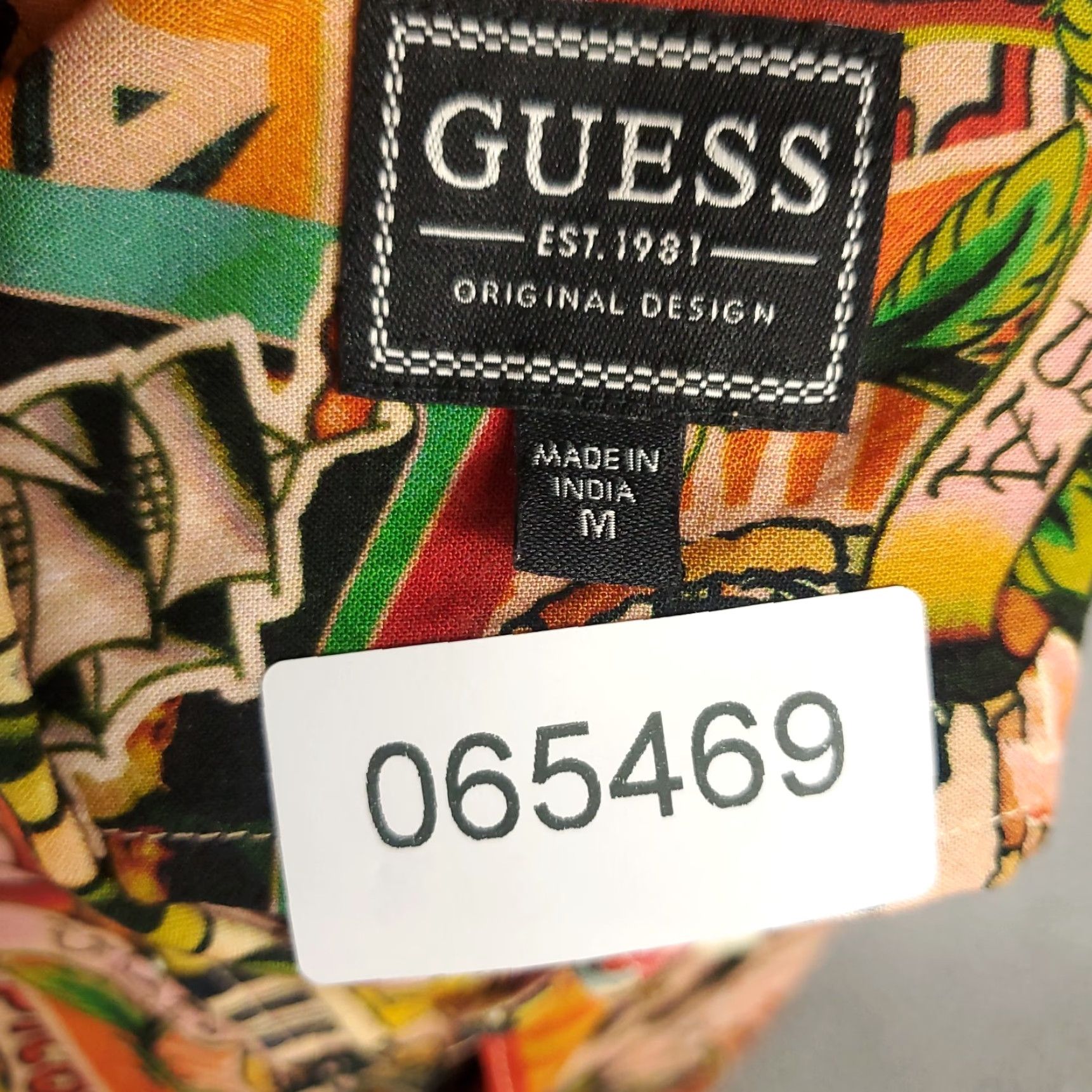 Guess Guess Shirt Mens Red Retro Rayon Casual Short Sleeve Large Medium Size US L / EU 52-54 / 3 - 8 Thumbnail