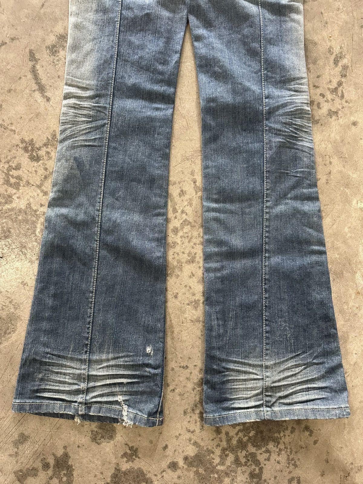 Tornado Mart Yes Zee Whisker Wash Flared Jeans Size 28" / US 6 / IT 42 - 13 Thumbnail