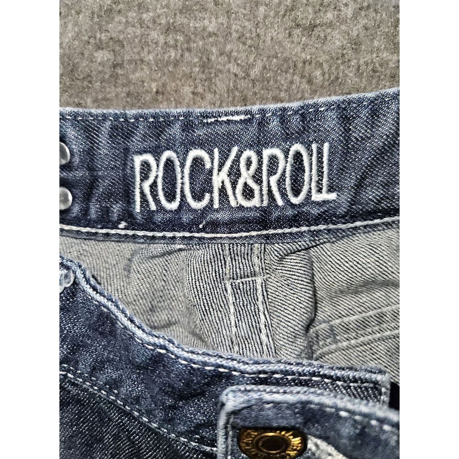 Vintage VINTAGE Rock & Roll Cowgirl Jeans Boyfriend Mid Distressed Blue Western Womens 26 Regular Inseam 33 Size 26" / US 2 / IT 38 - 2 Thumbnail
