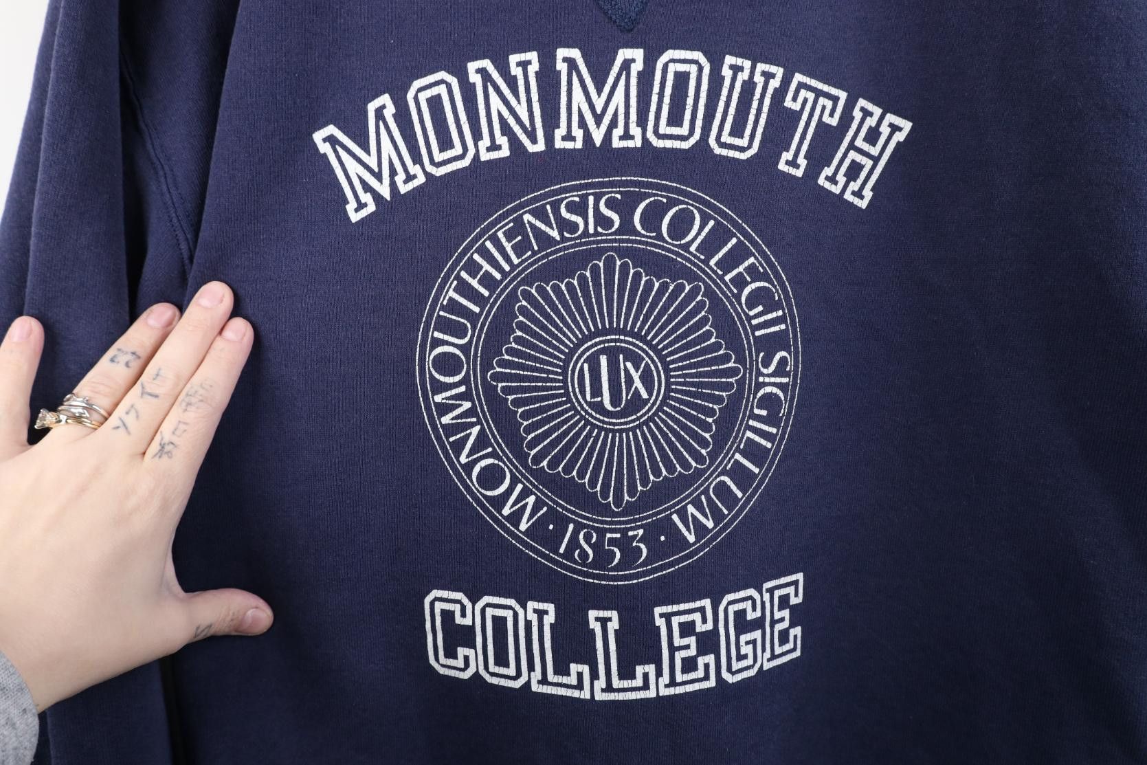 Russell Athletic Vintage 80s 90s Russell Athletic Monmouth College Sweatshirt Size US XL / EU 56 / 4 - 4 Thumbnail