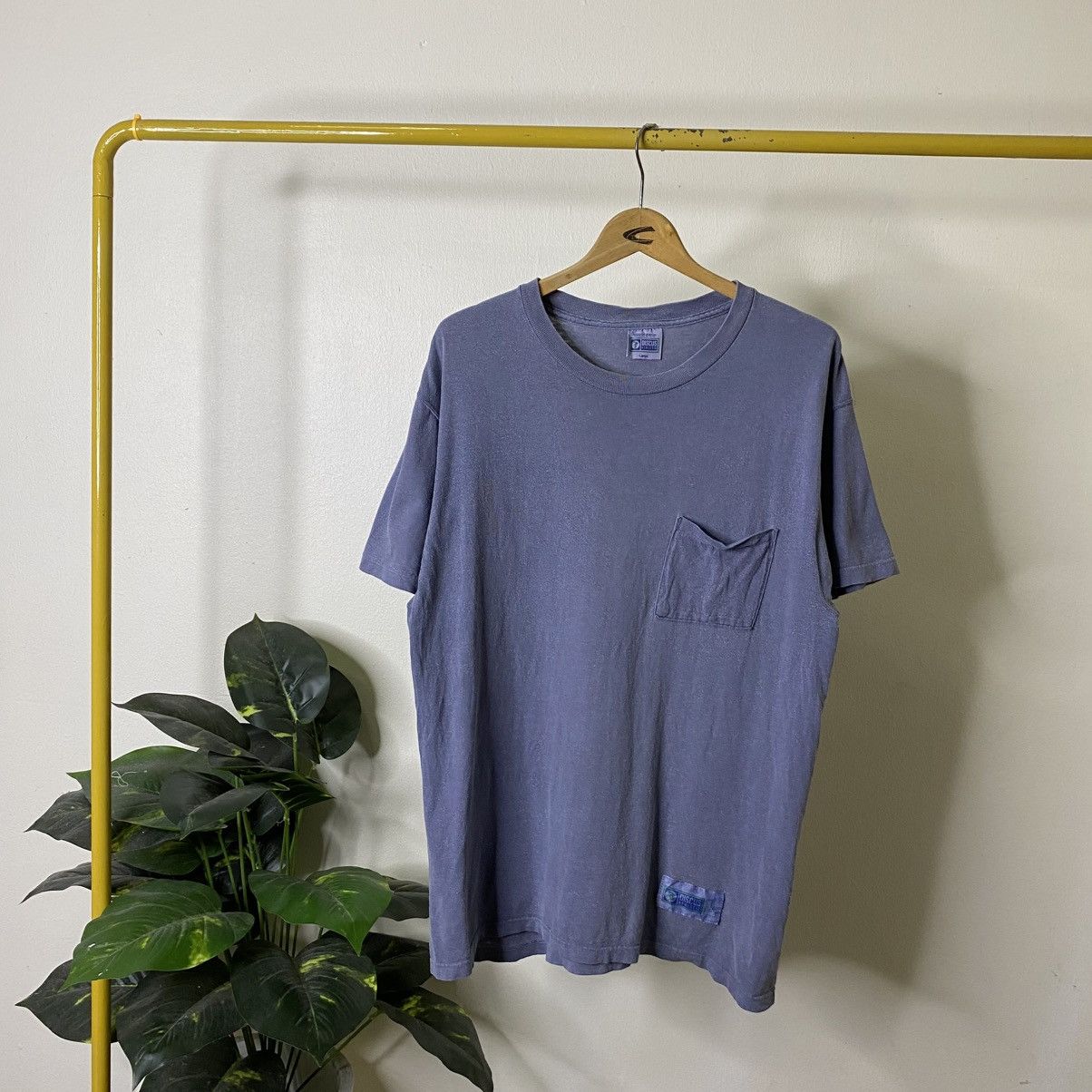 Vintage 1990s Light Blue Washed Faded Blank T Shirt Size US L / EU 52-54 / 3 - 1 Thumbnail