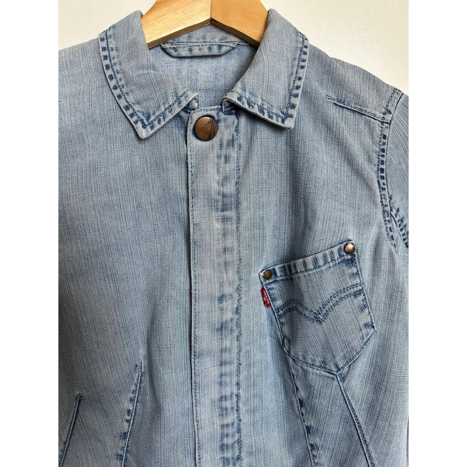 Levi's Levi's Engineered Jeans Jacket XS Y2K Rare Light Wash Denim Size US XS / EU 42 / 0 - 3 Thumbnail