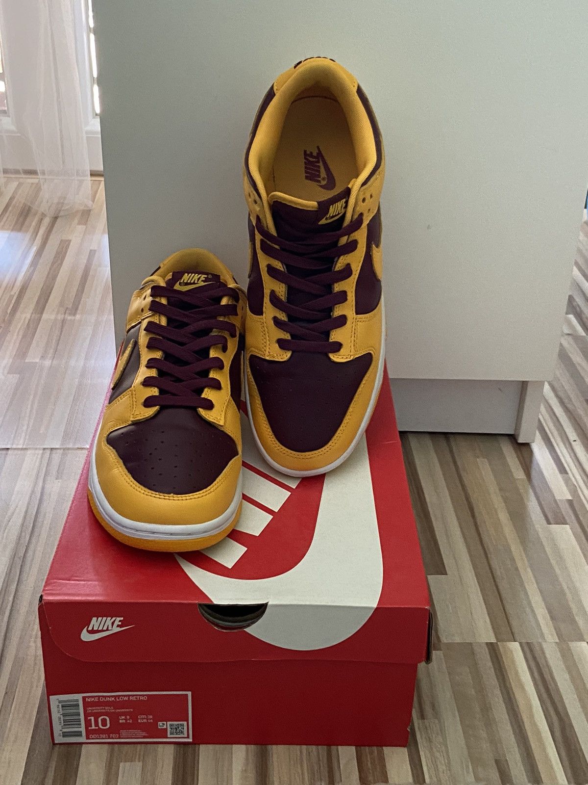 Nike Nike Dunk Low Retro University Gold Size US 10 / EU 43 - 4 Thumbnail