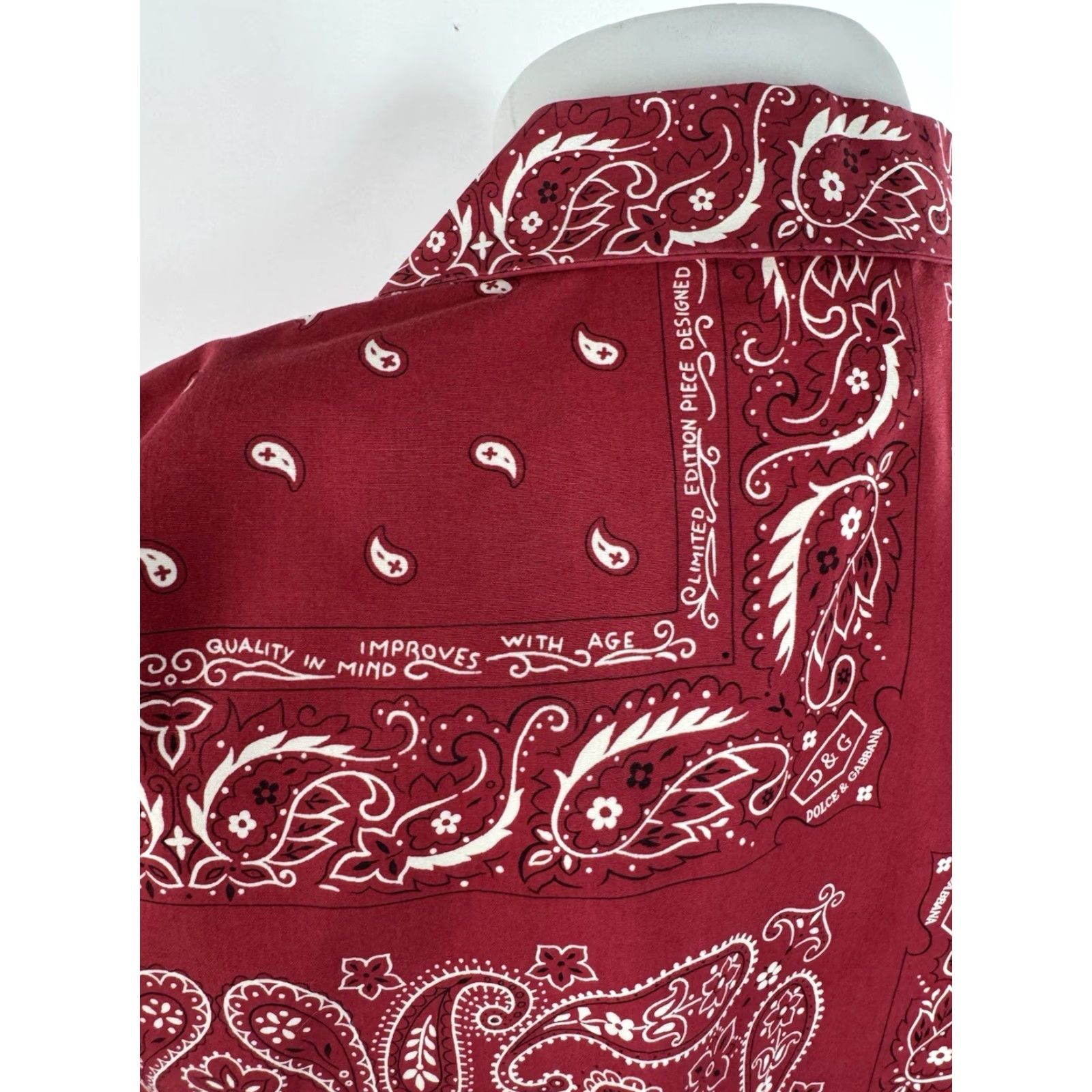 Dolce & Gabbana DOLCE&GABBANA Limited Edition Paisley Bandana Style Shirt B14 Red Men Short Sleeve 38 Regular Button-Up Size US M / EU 48-50 / 2 - 3 Thumbnail