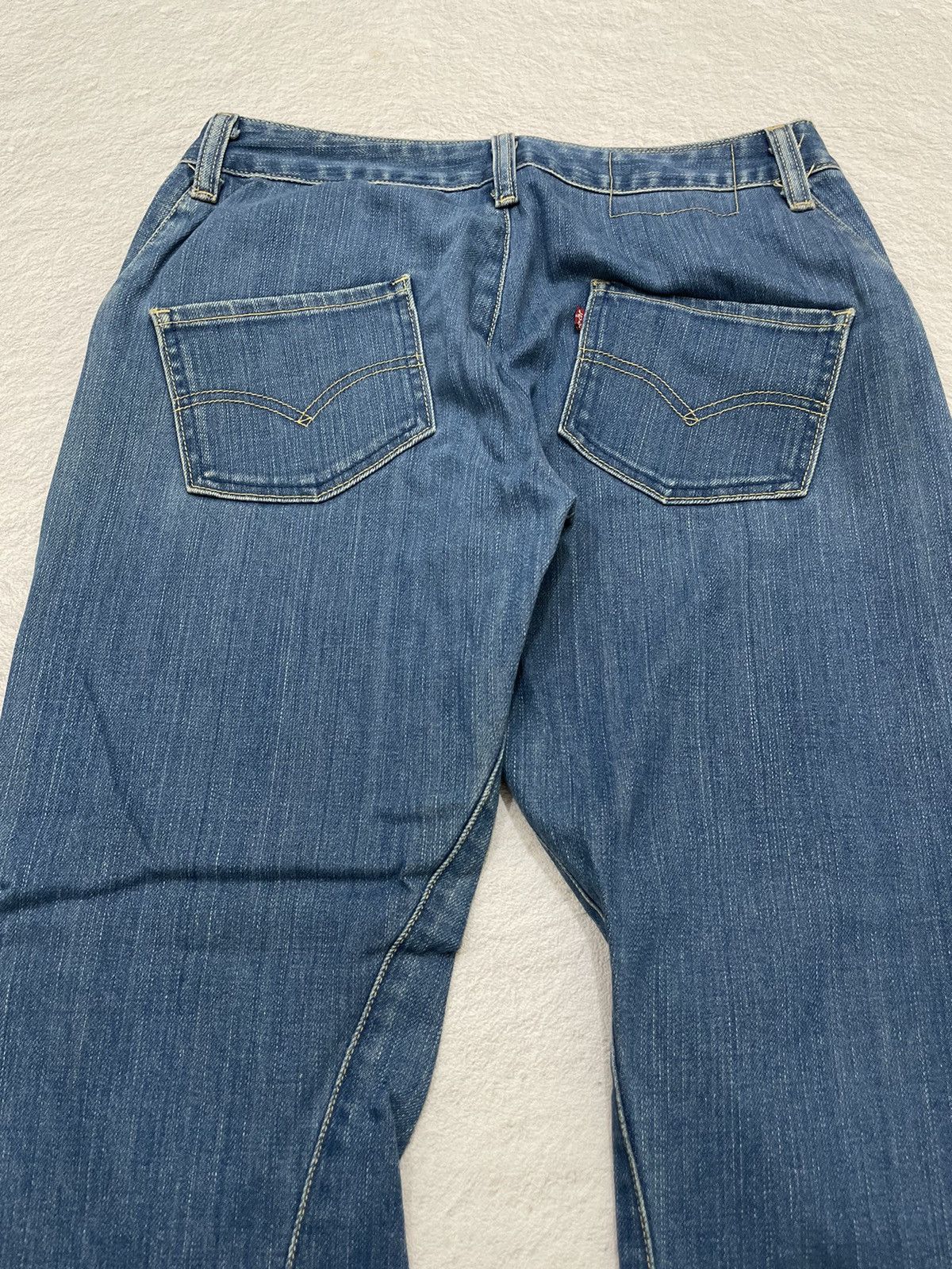 Levi's 00s Levis Flared Denim Washed Jeans Bootcut Y2K Hysteric y2k Size US 26 / EU 42 - 7 Thumbnail