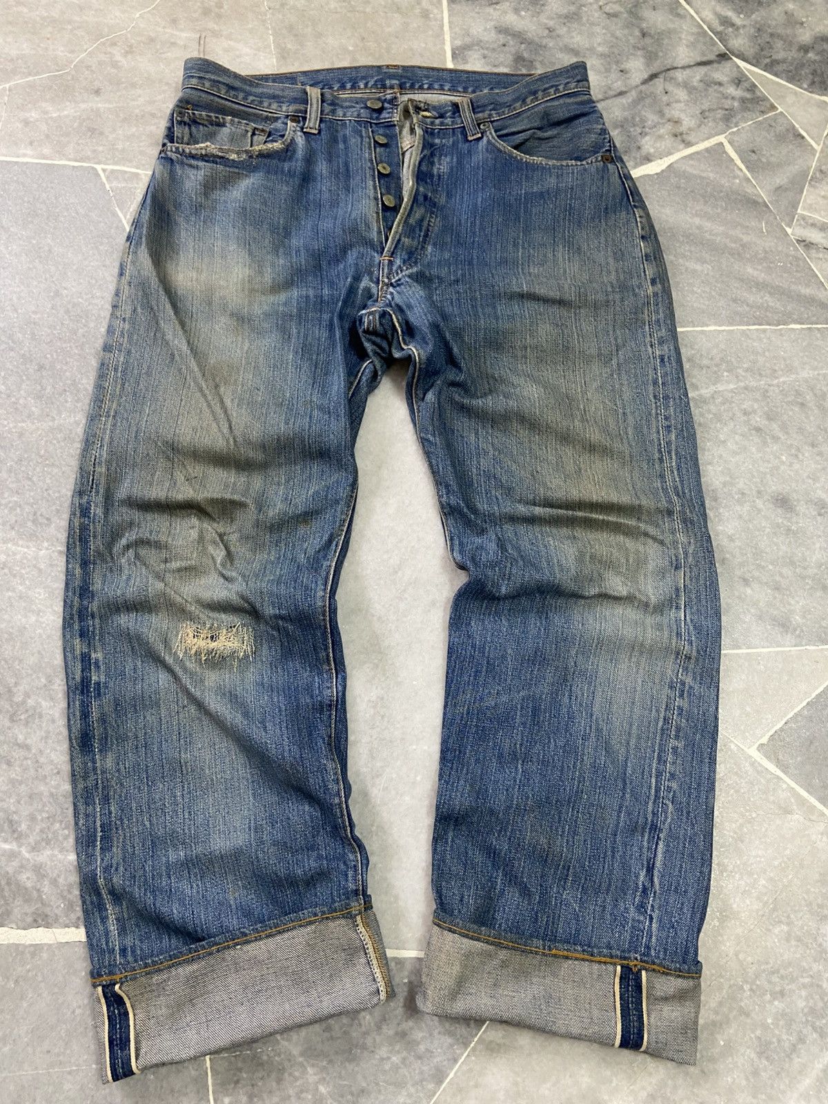 Levi's Vintage 70s Levis 501 BIG E Selvedge Button #6 denim Jeans Size US 32 / EU 48 - 1 Thumbnail