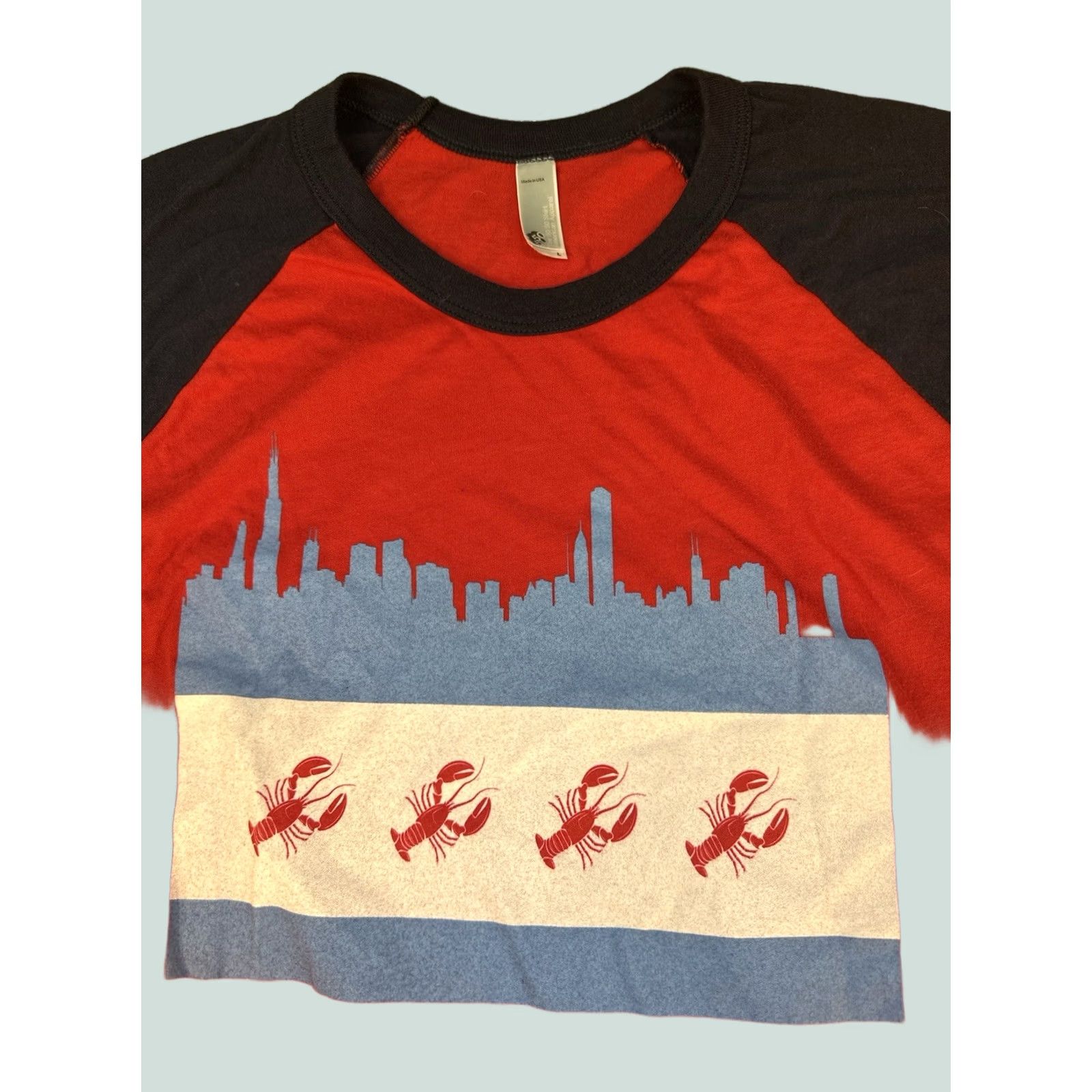 Vintage Chicago Raglan T Shirt Large USA Shirt Men Chicago Skyline Flag Lobster Graphic Red Size US L / EU 52-54 / 3 - 1 Thumbnail