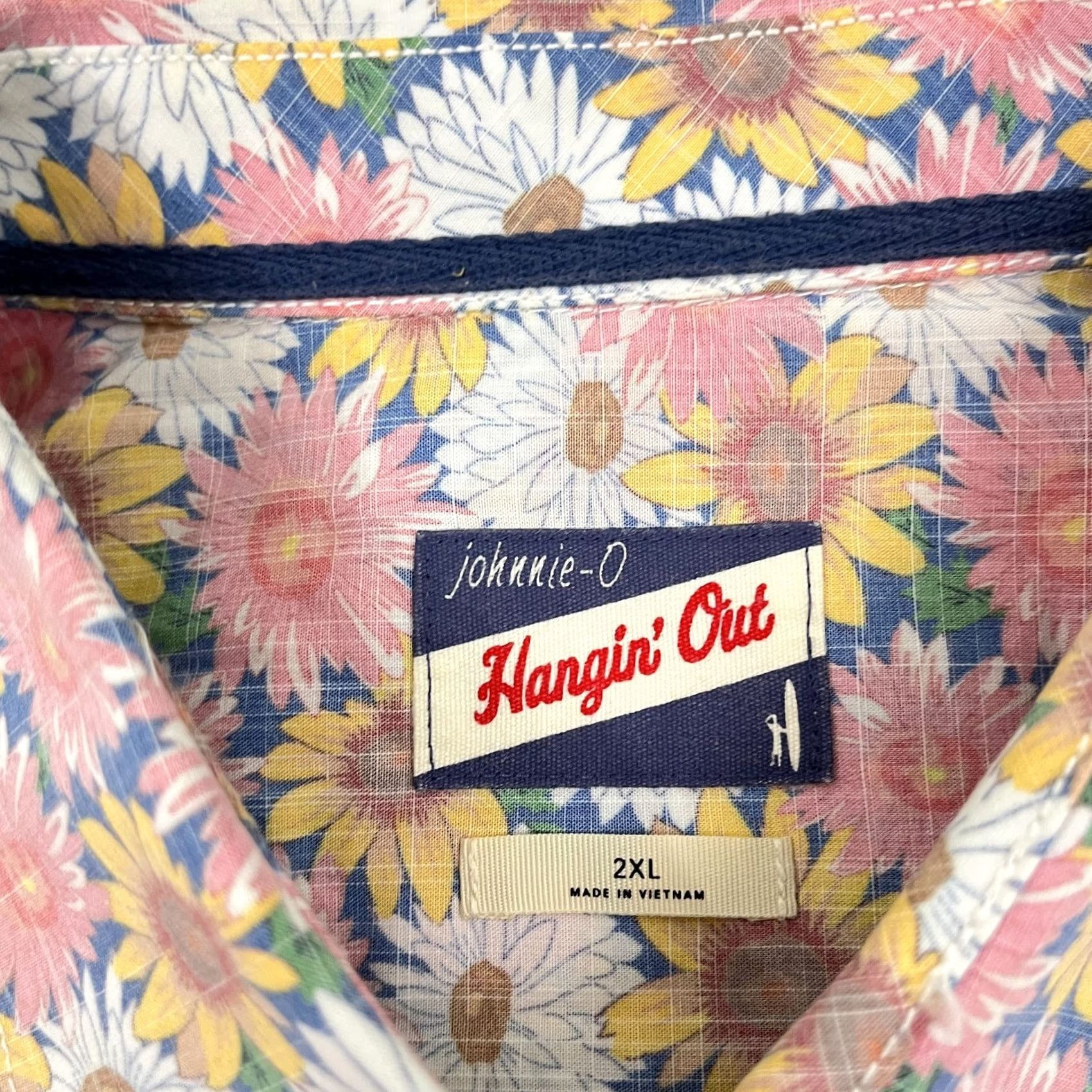 johnnie-O VINTAGE Johnnie O Shirt Mens 2XL Pink Floral Hawaiian Button Up Preppy Size US XXL / EU 58 / 5 - 2 Thumbnail