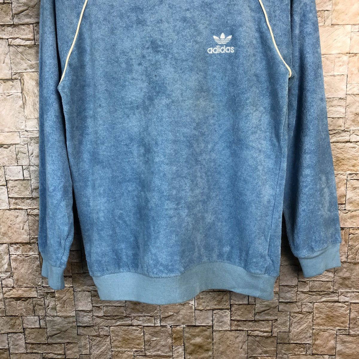 Adidas Adidas X Decente japan vintage Blue Sweatshirt #A506 Size US S / EU 44-46 / 1 - 3 Thumbnail