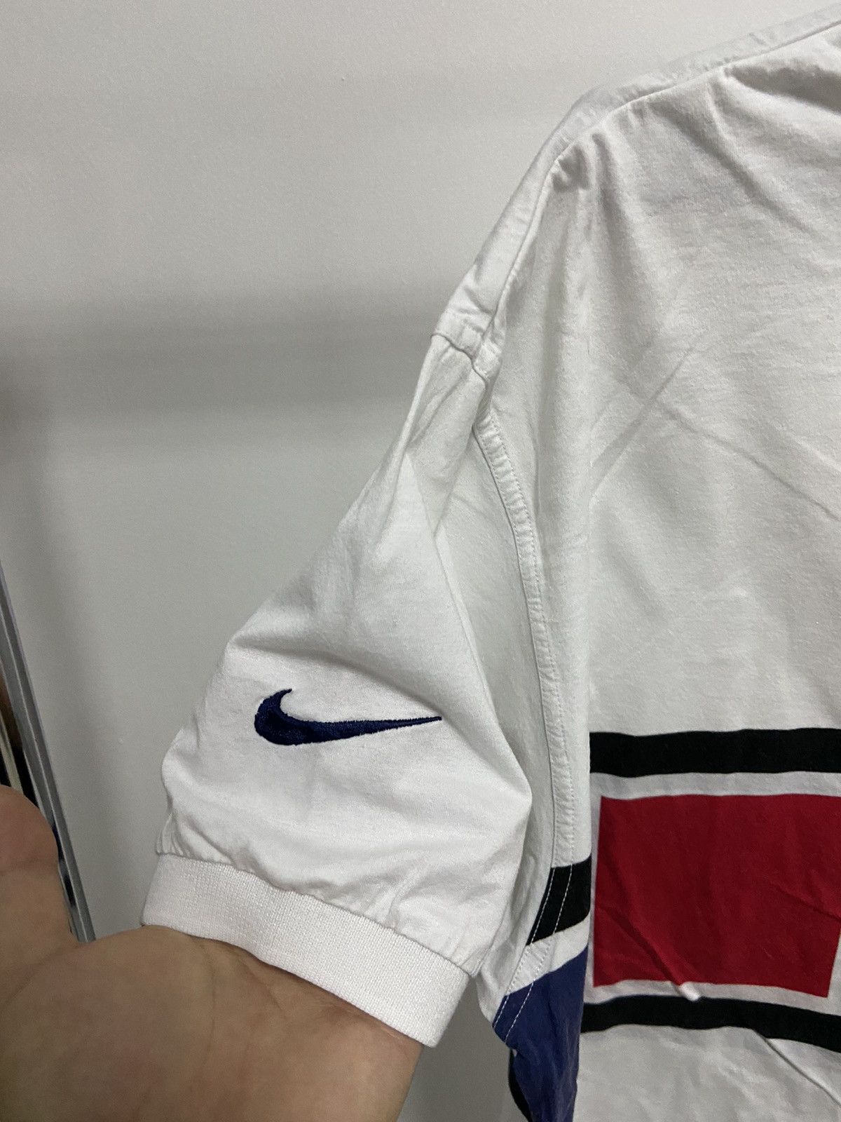 Nike Nike Court Vintage Small logo T Shirt Polo Tennis big print Size US L / EU 52-54 / 3 - 4 Thumbnail