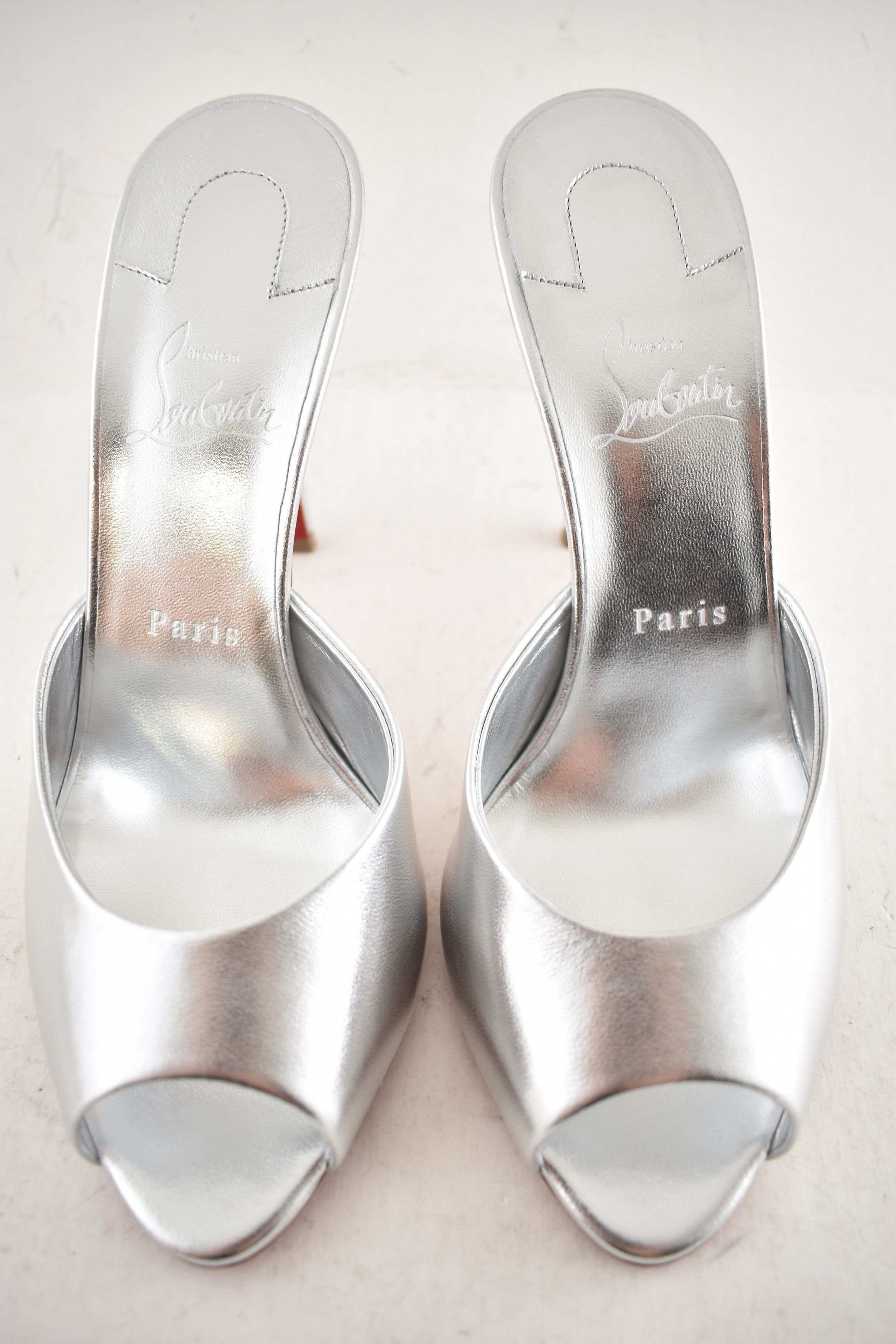 Christian Louboutin Me Dolly 100 Silver Nappa Backless Sandal Mule Heel Pump 39 Size US 9 / IT 39 - 7 Thumbnail