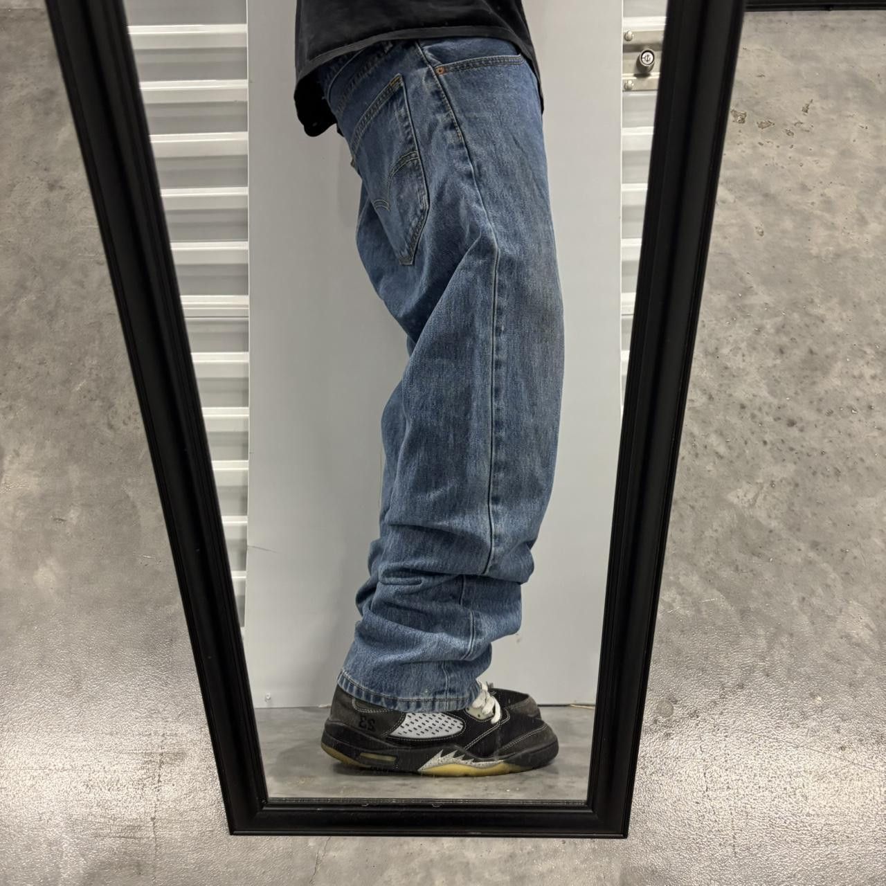 Levi's × Vintage Crazy Vintage Y2K/2000s Blue Wash Levi’s Essential Denim Jeans! Size US 36 / EU 52 - 2 Thumbnail