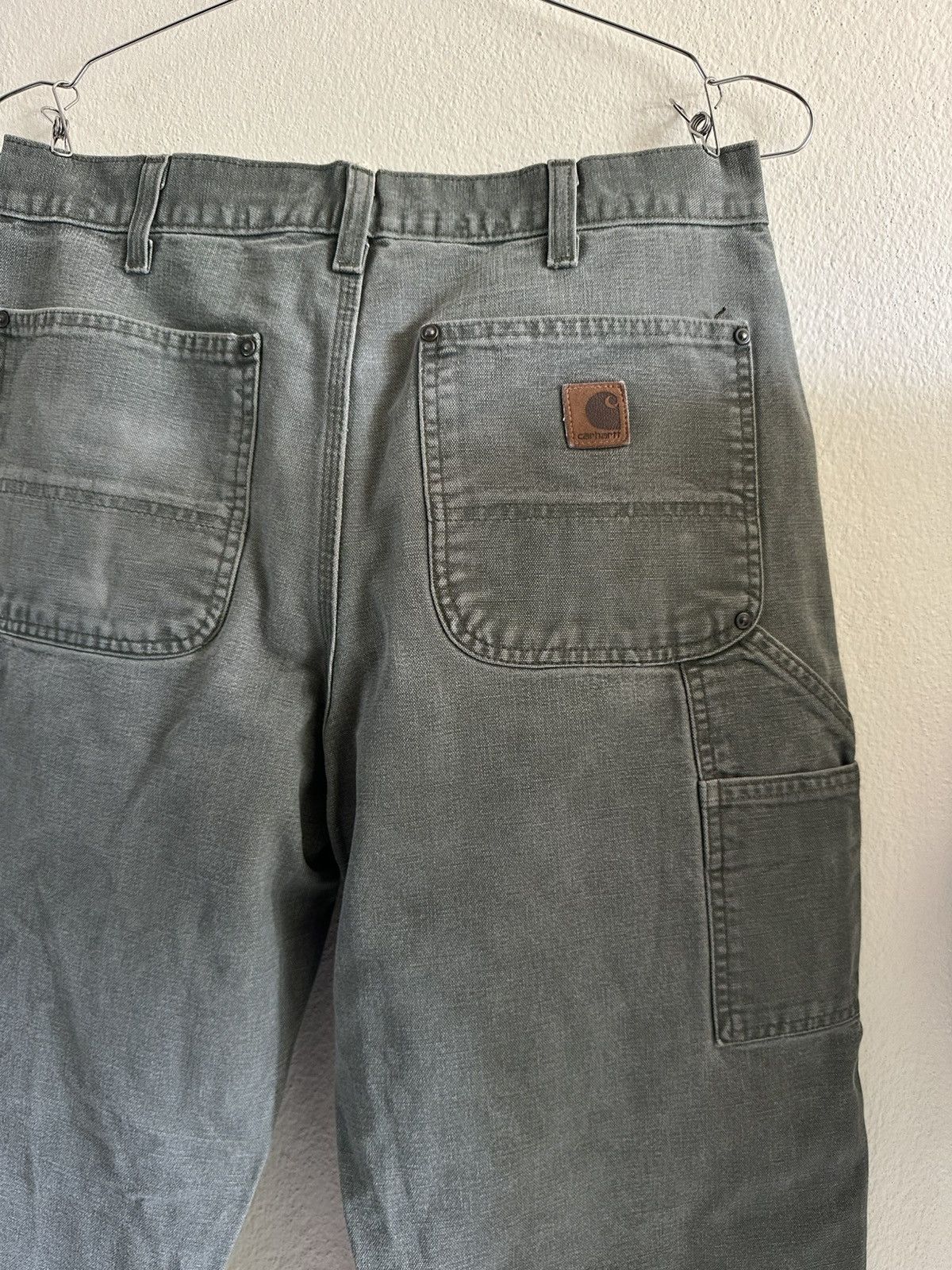 Carhartt (32x30) Vintage Faded Carhartt Double Knee B136 MOS Size US 32 / EU 48 - 8 Thumbnail