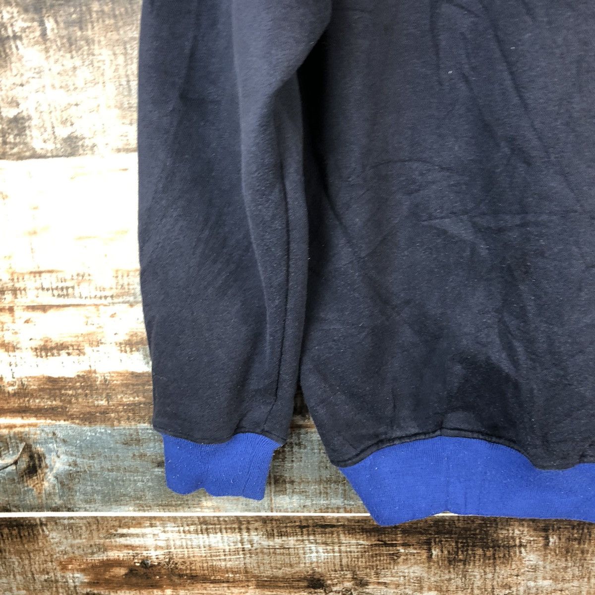 Japanese Brand UOW Black sweatshirt Hoodie #A2030 Size US L / EU 52-54 / 3 - 14 Thumbnail