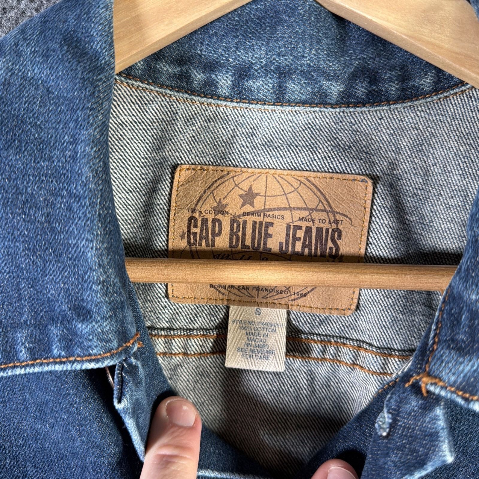 Gap Vintage Gap Denim Jacket Mens Small Jeans Bomber Trucker Size US S / EU 44-46 / 1 - 3 Thumbnail