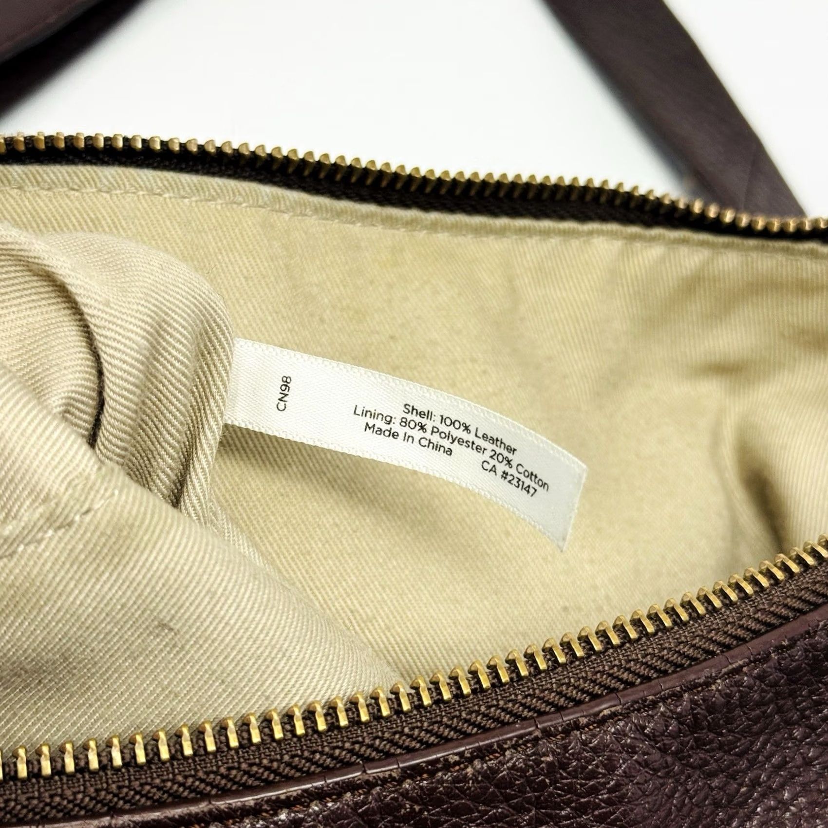 Talbots Talbots Leather Shoulder Bag Womens Medium Brown Classic Purse Zip Hobo Shoulder Bag Fashion Accessories Size ONE SIZE - 5 Thumbnail