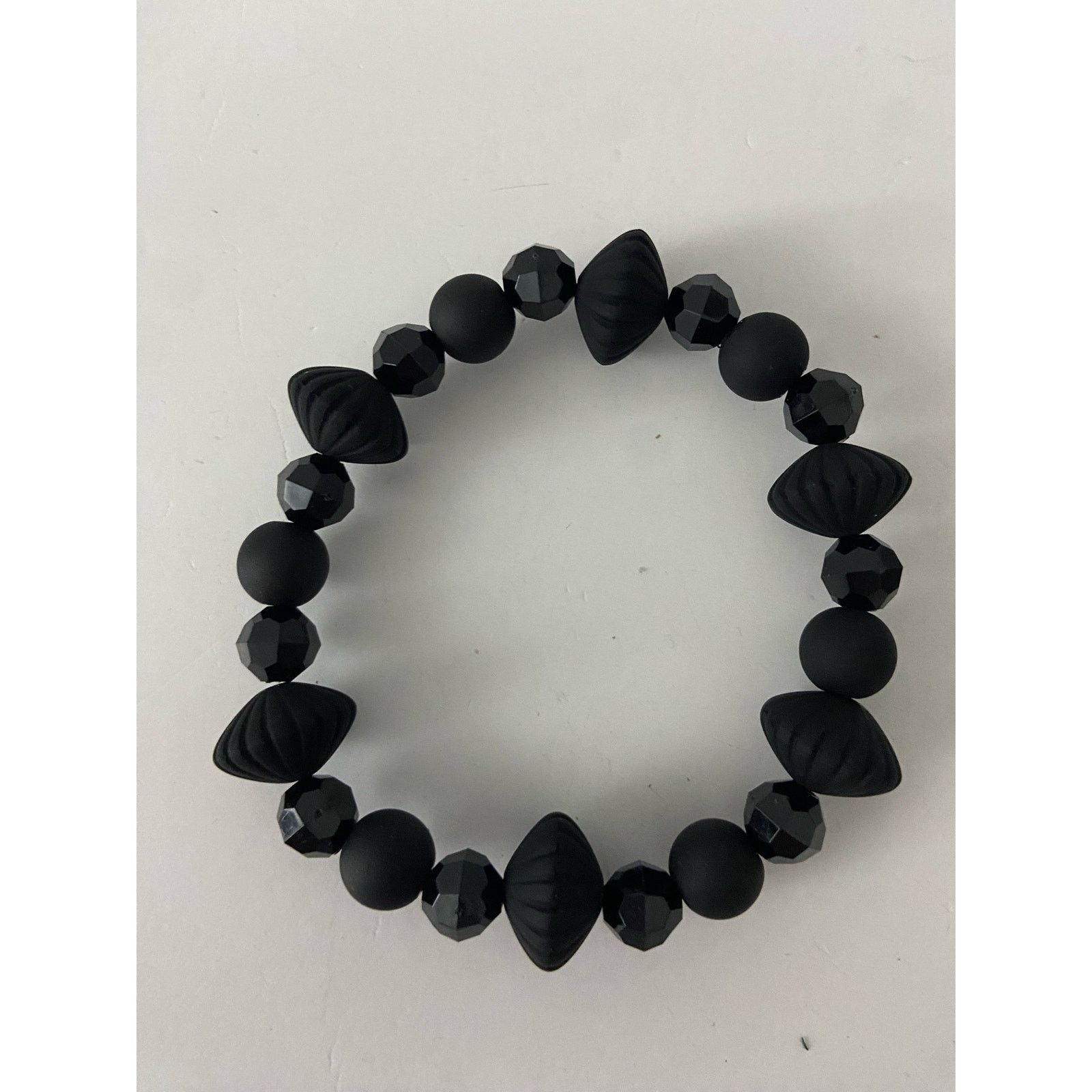 Handmade Handmade black bead bracelet Size ONE SIZE - 3 Thumbnail