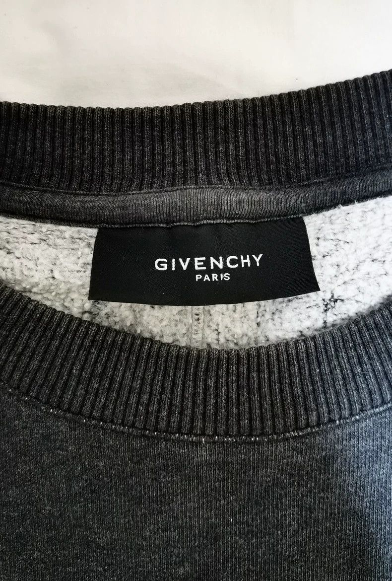 Givenchy Givenchy Dark gray double Doberman dog head pattern, chest Size US S / EU 44-46 / 1 - 3 Thumbnail