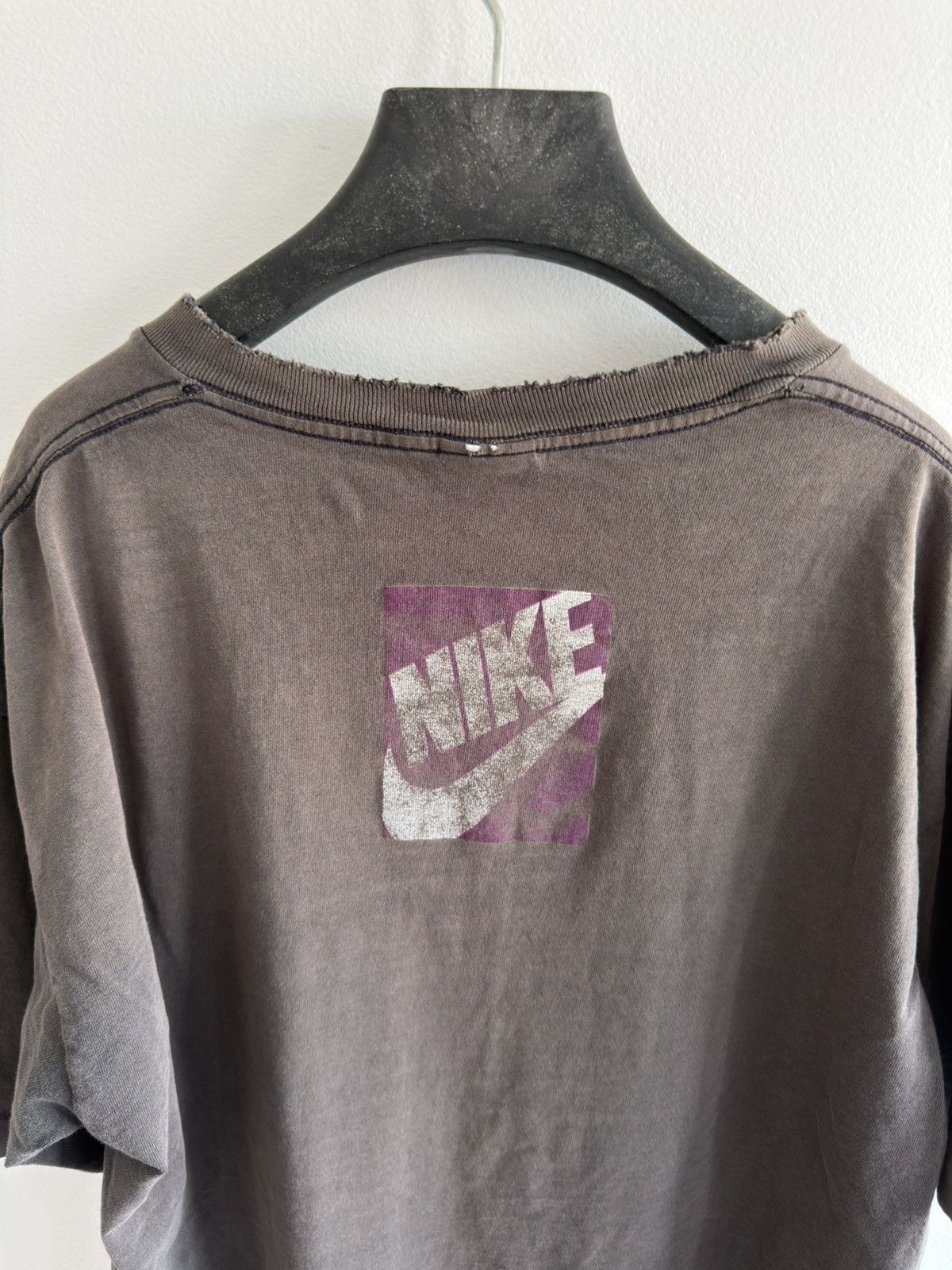 Nike *RARE* SUPER SUN FADED AGASI BLACK DISTRESSED NIKE T-SHIRT Size US XL / EU 56 / 4 - 10 Thumbnail