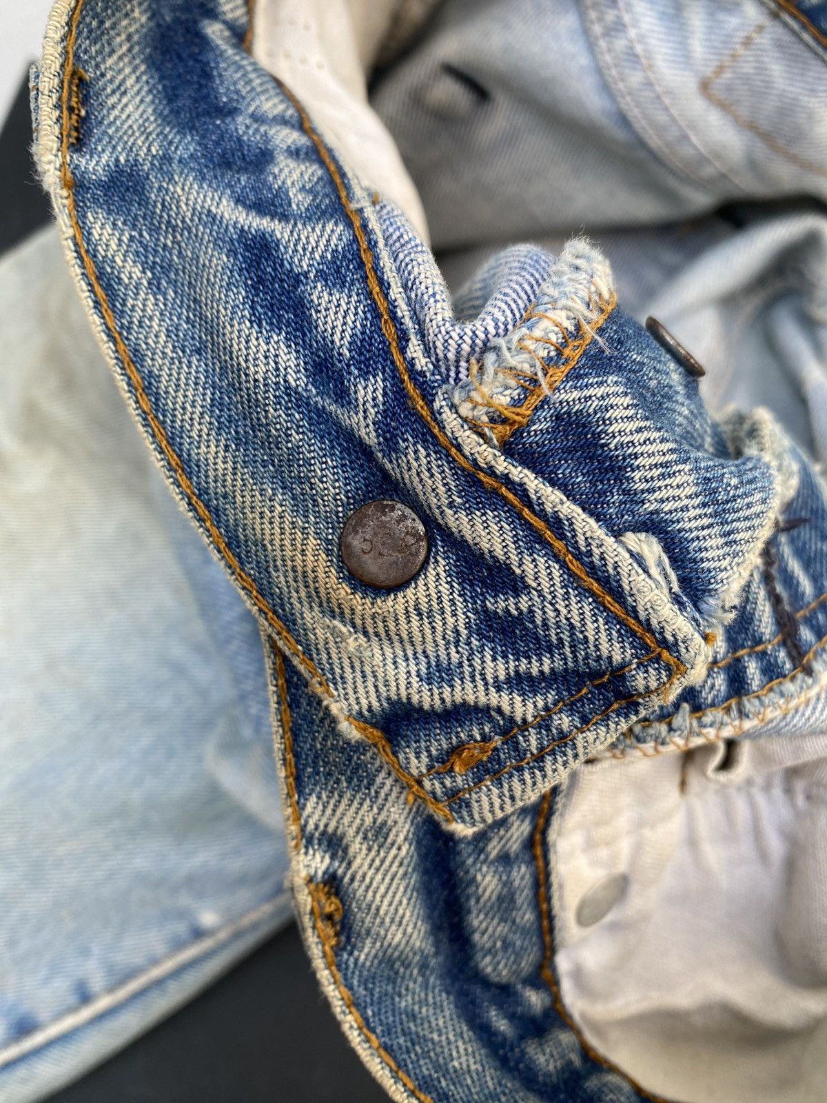 Levi's × Levi's Vintage Clothing × Vintage size 30x29 vintage levi's redline 80s distressed made in USA Size US 30 / EU 46 - 7 Thumbnail