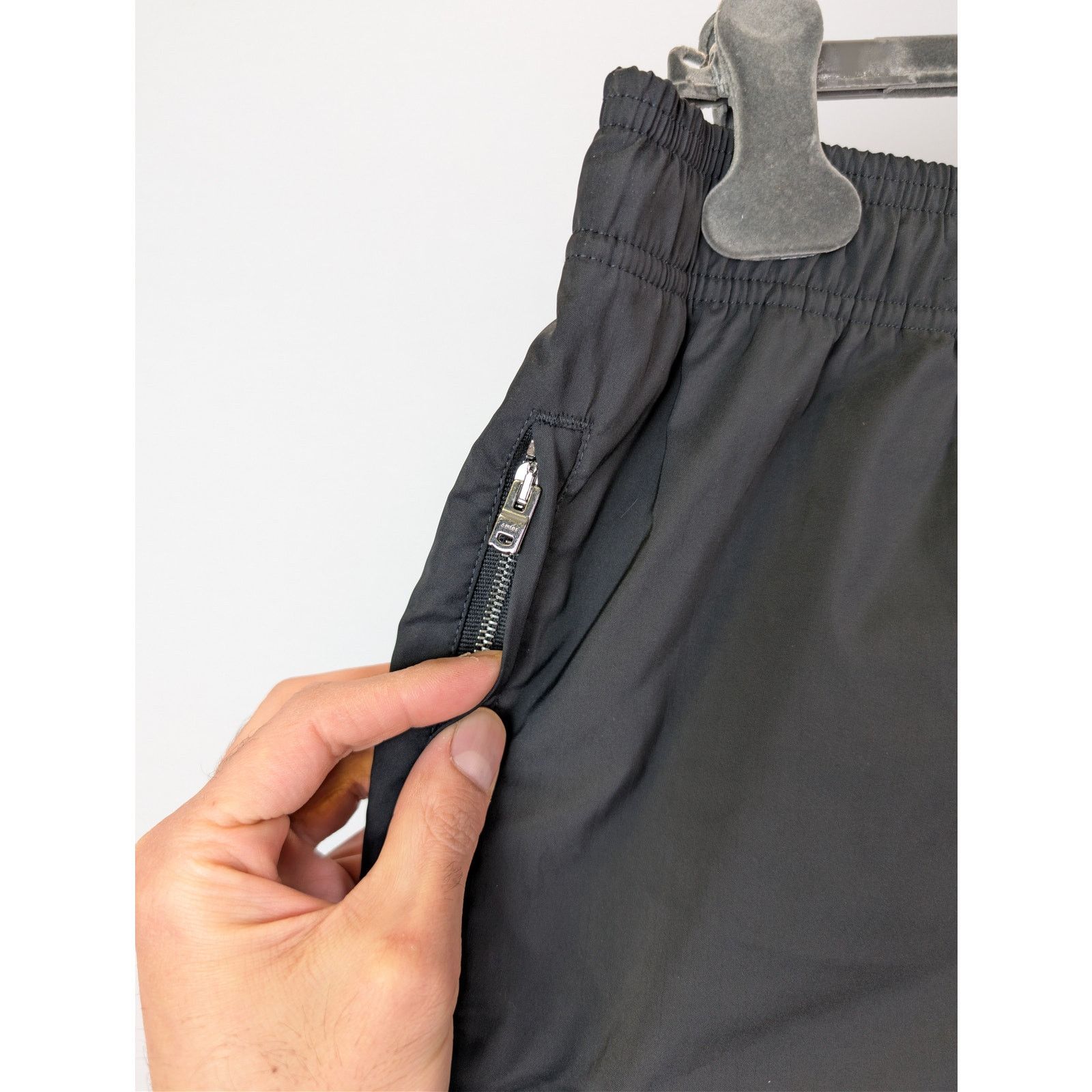 Amiri o1rshd1 Amiri Stack Logo Swim Trunk Shorts in Black Size US 38 / EU 54 - 7 Thumbnail