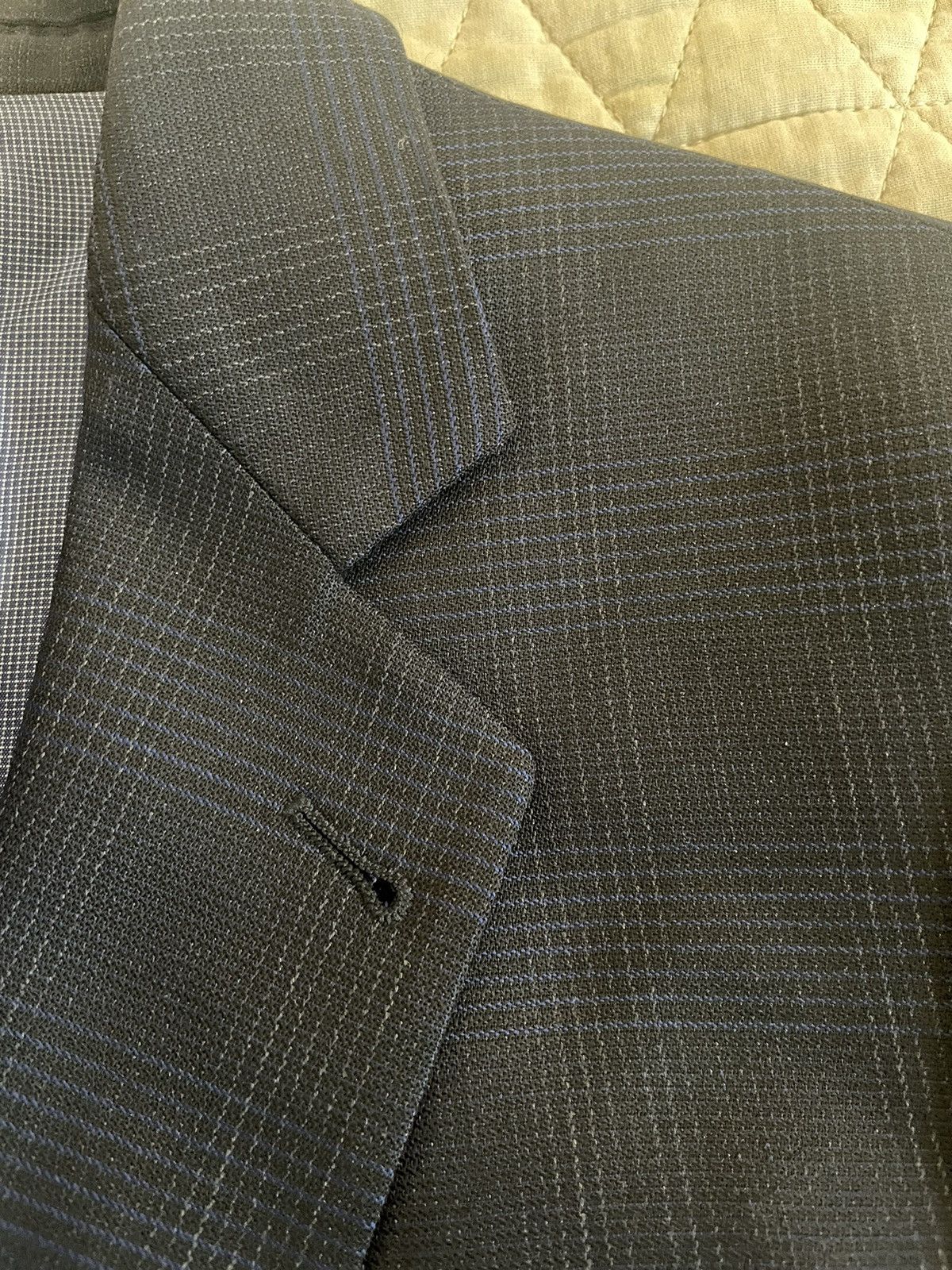 Giorgio Armani Subtle Check Print Wool SOHO Suit Jacket Size 40R - 2 Thumbnail