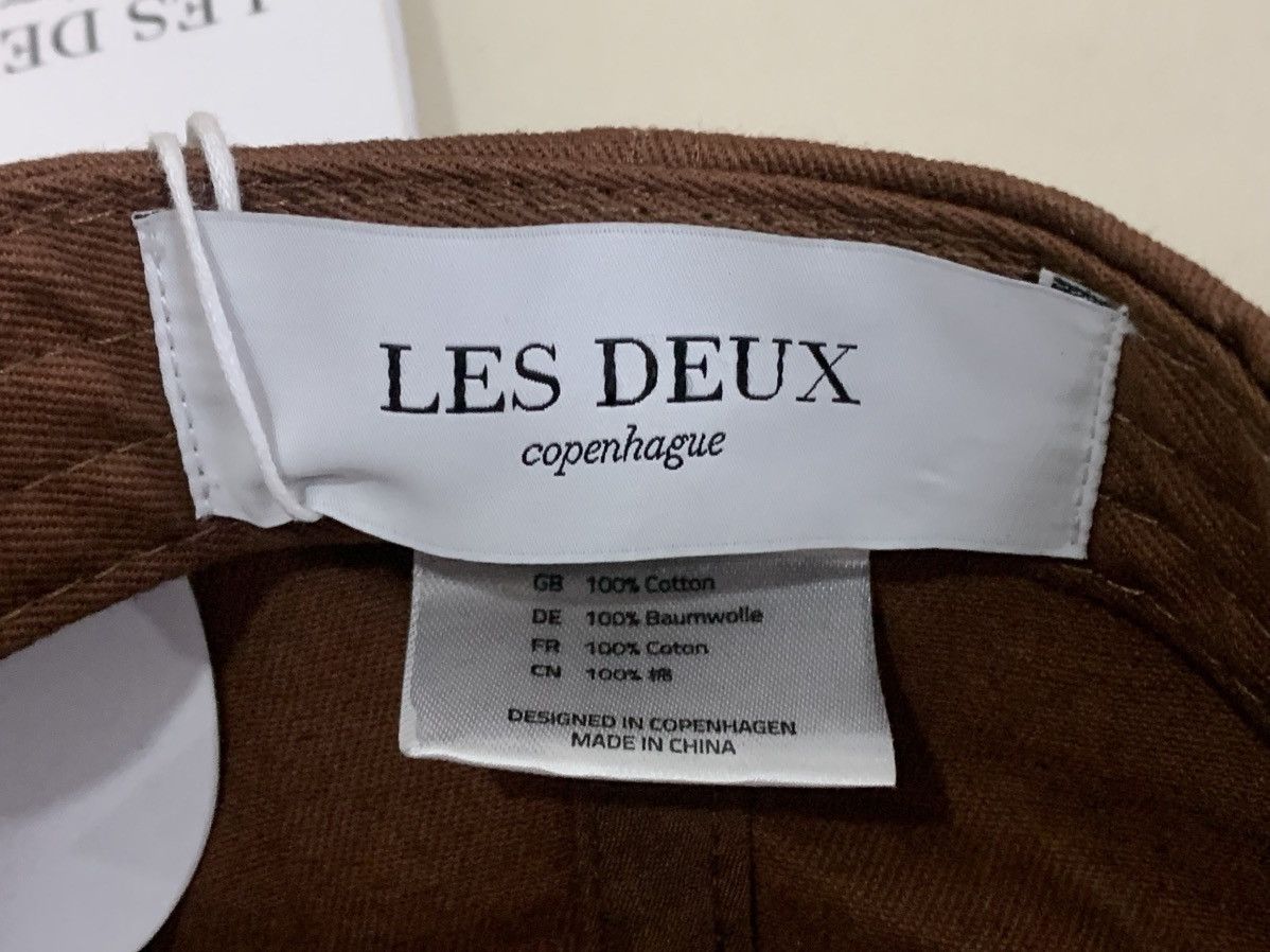 Les Deux LES DEUX COPENHAGUE SS23 LENS BASEBALL CAP (SAMPLE) Size ONE SIZE - 11 Thumbnail